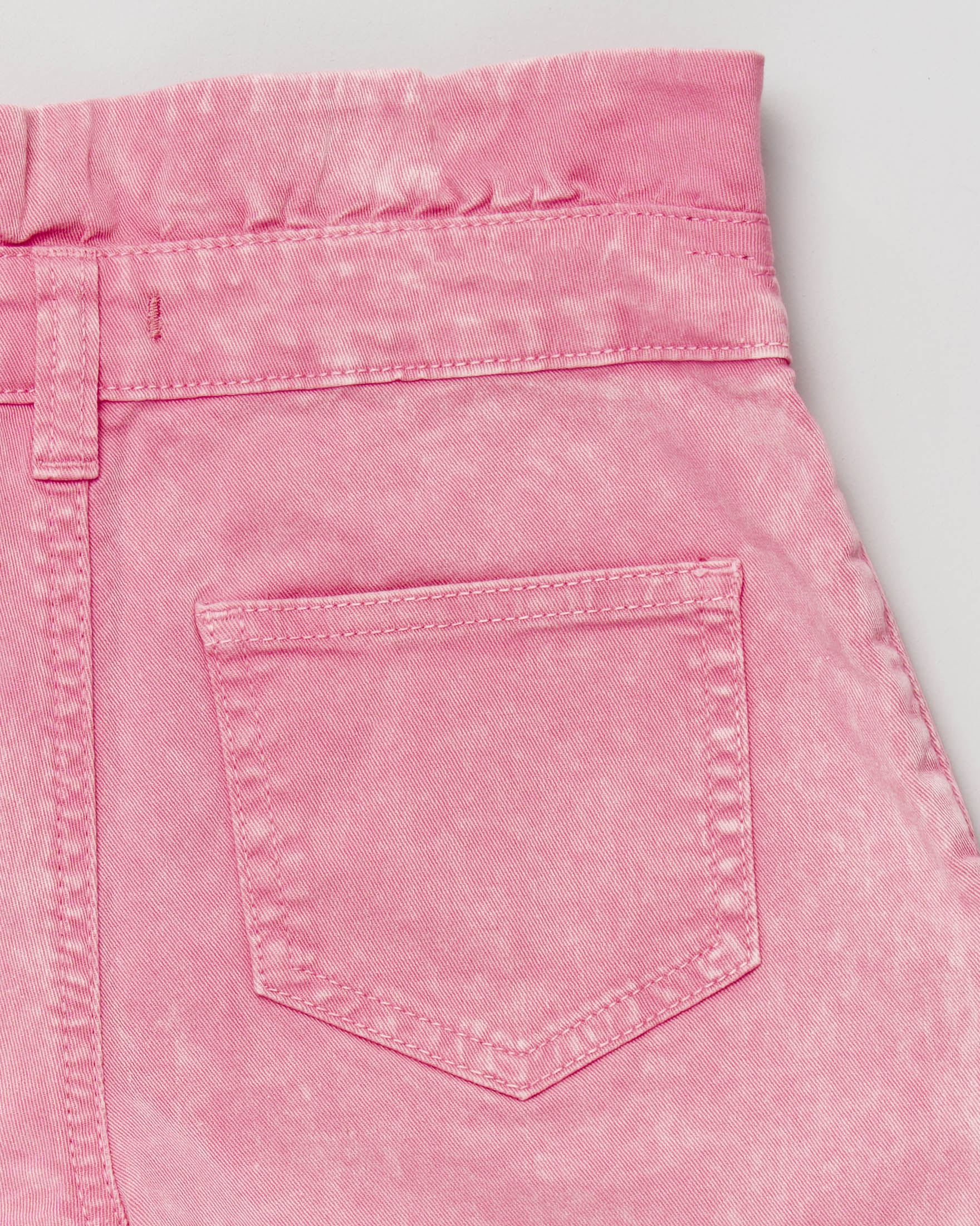 Short in denim di cotone stretch rosa a vita alta con lavaggio bleach 10-14 anni