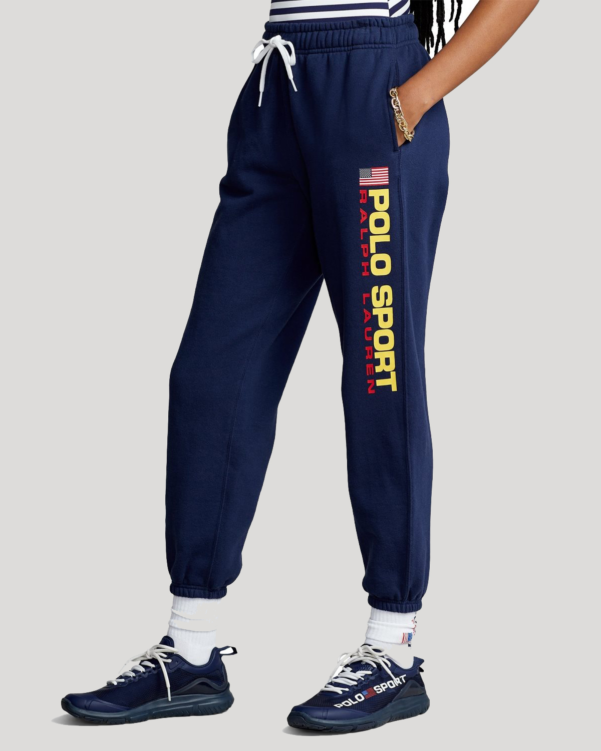 Pantaloni in felpa blu navy con logo 'Polo Sport' lungo la gamba image