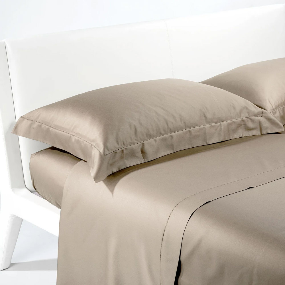 Lenzuolo Con Angoli In Puro Raso Di Cotone 300TC – Made In Italy, 160x200+30 – Colore Tortora Chiaro
