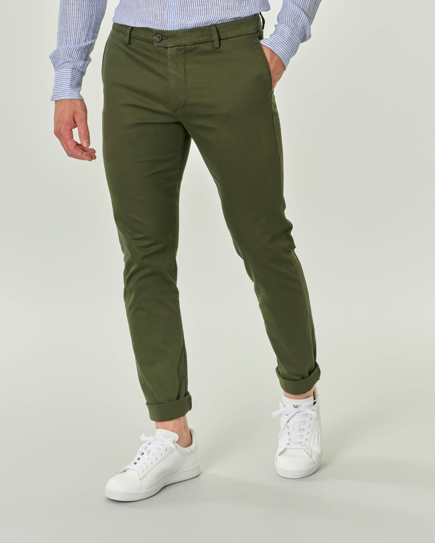 Pantalone chino verde militare in tricotina di cotone stretch