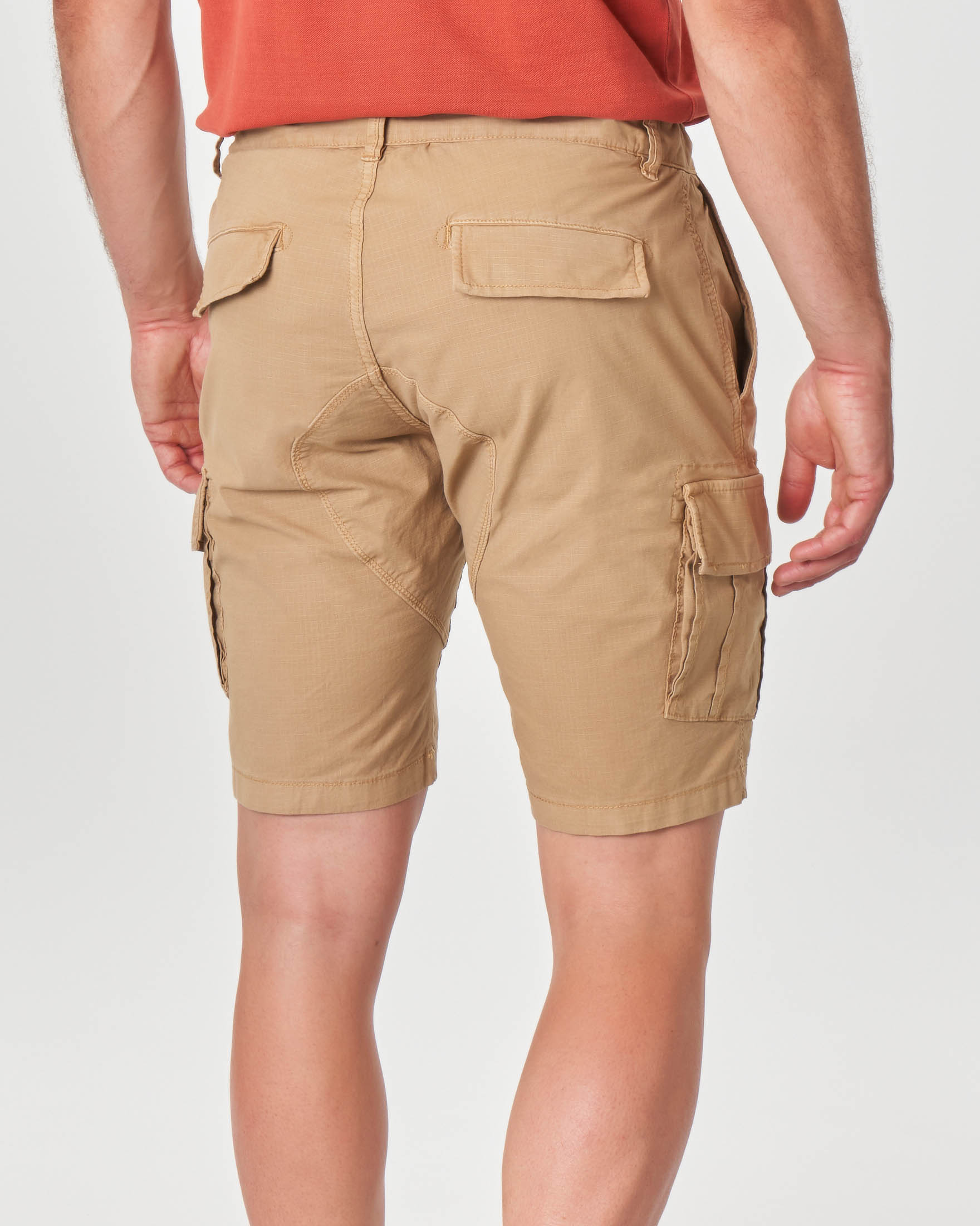 Bermuda tasconato beige in ripstop di cotone stretch