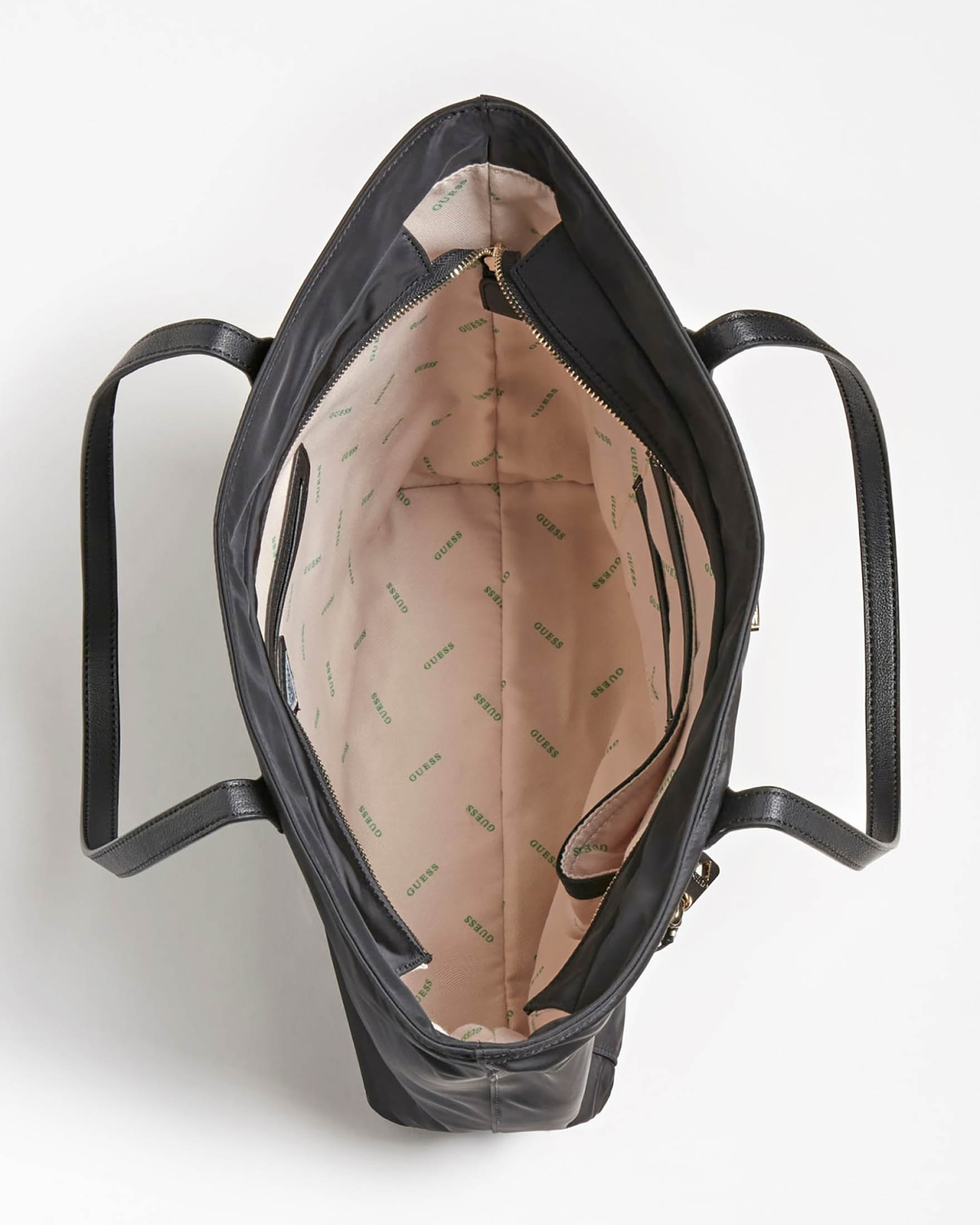 Shopping bag nera in nylon con tasca a parete e placca logo triangolare