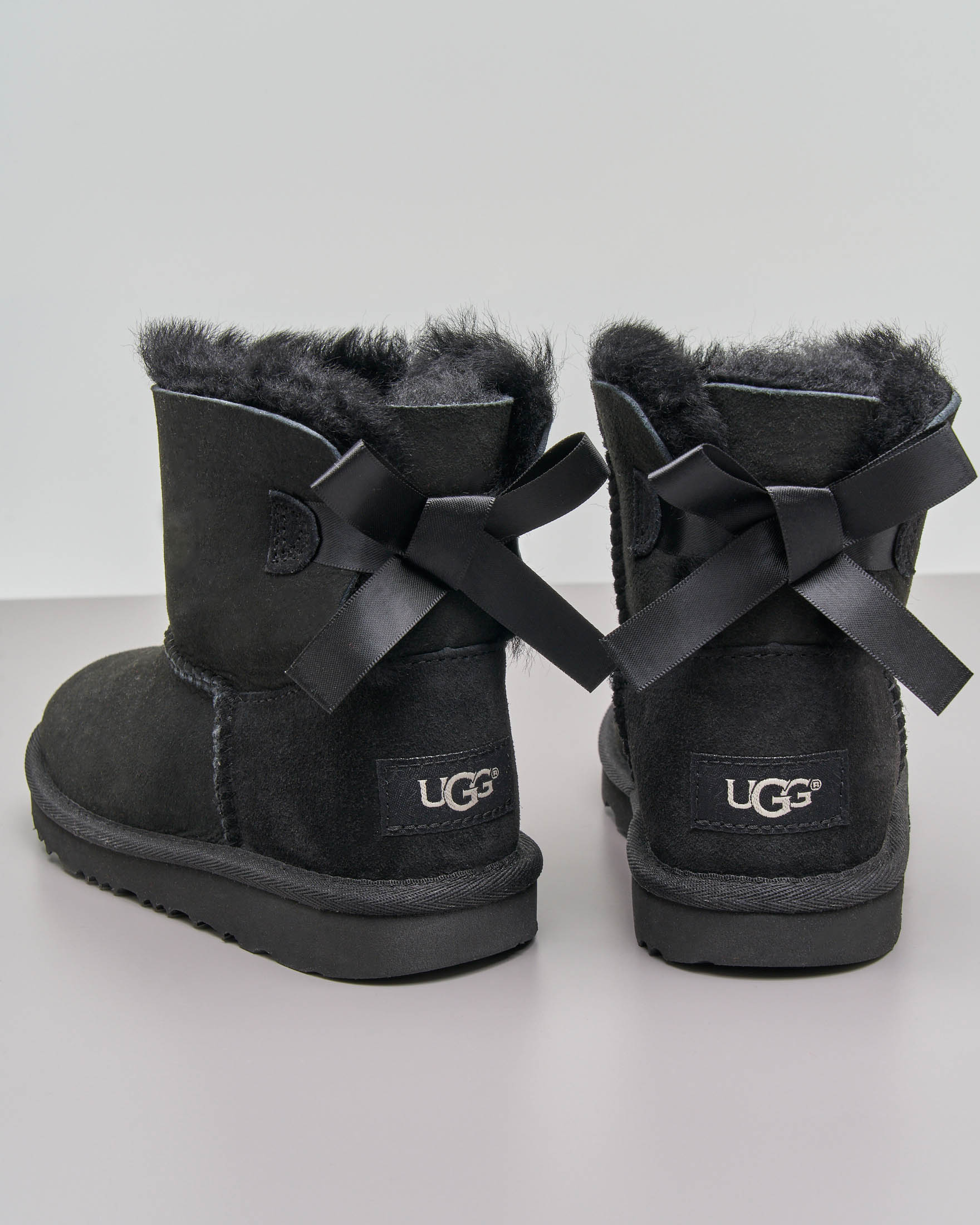 Stivali tipo clearance ugg con fiocco