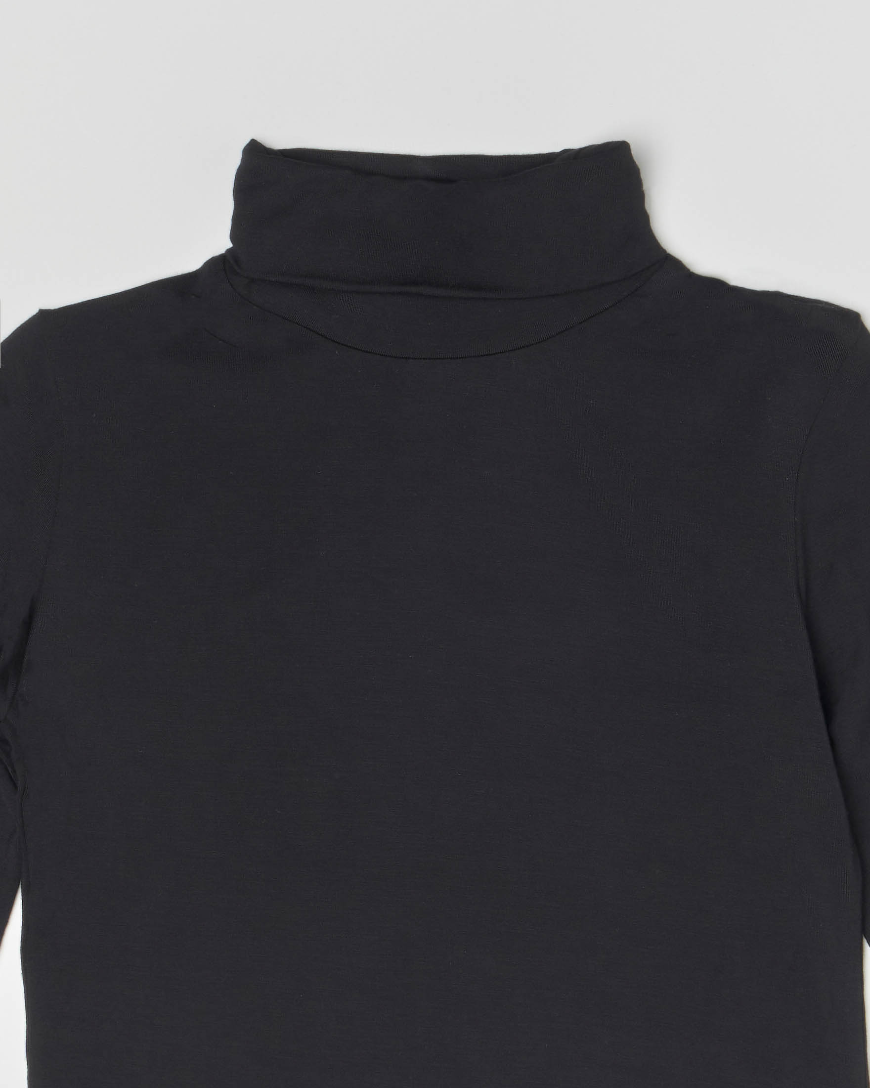 Maglia Elsy lupetto nera a manica lunga in viscosa stretch 