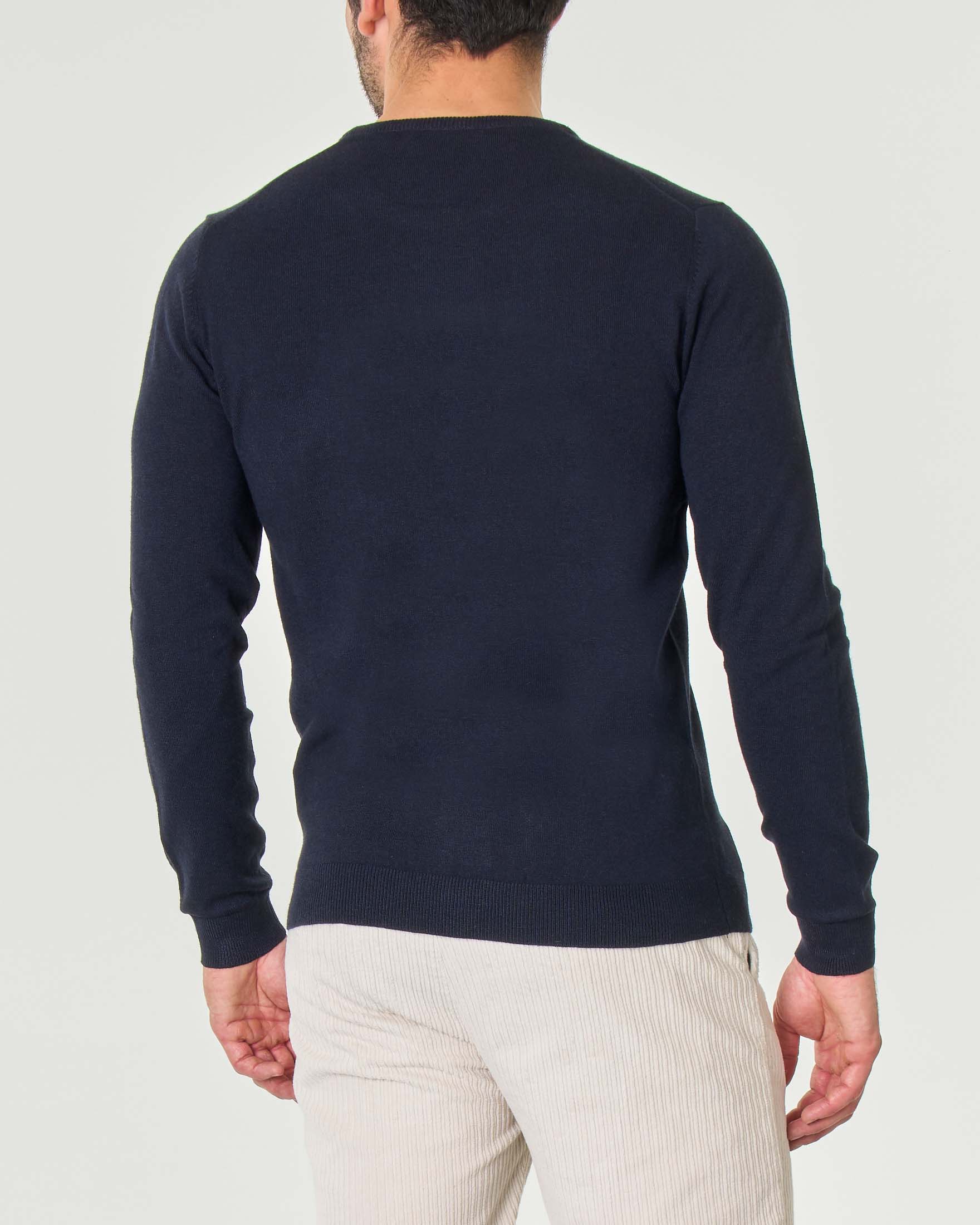 Maglia blu girocollo tinta unita in misto lana