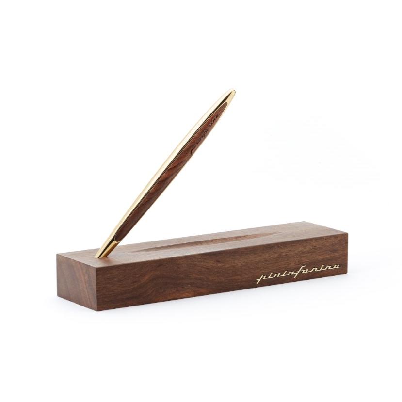 PININFARINA CAMBIANO INK ROSSO | Corner Office