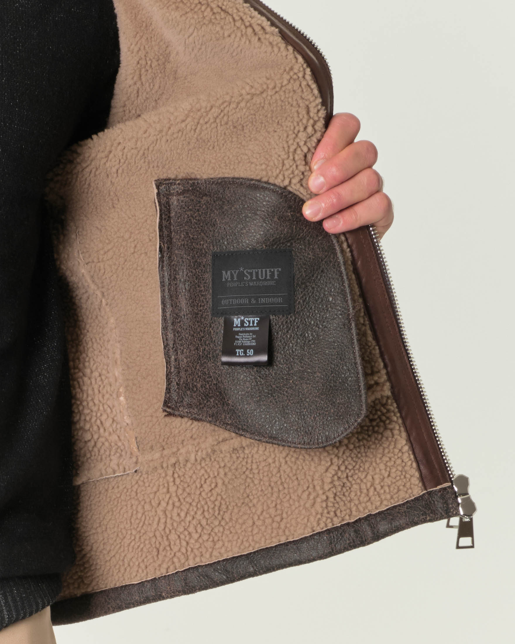 Giacca shearling color testa di moro con interno in orsetto