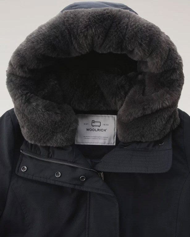 Boulder Parka blu con fodera interna al cappuccio in ecopelliccia tono su tono image