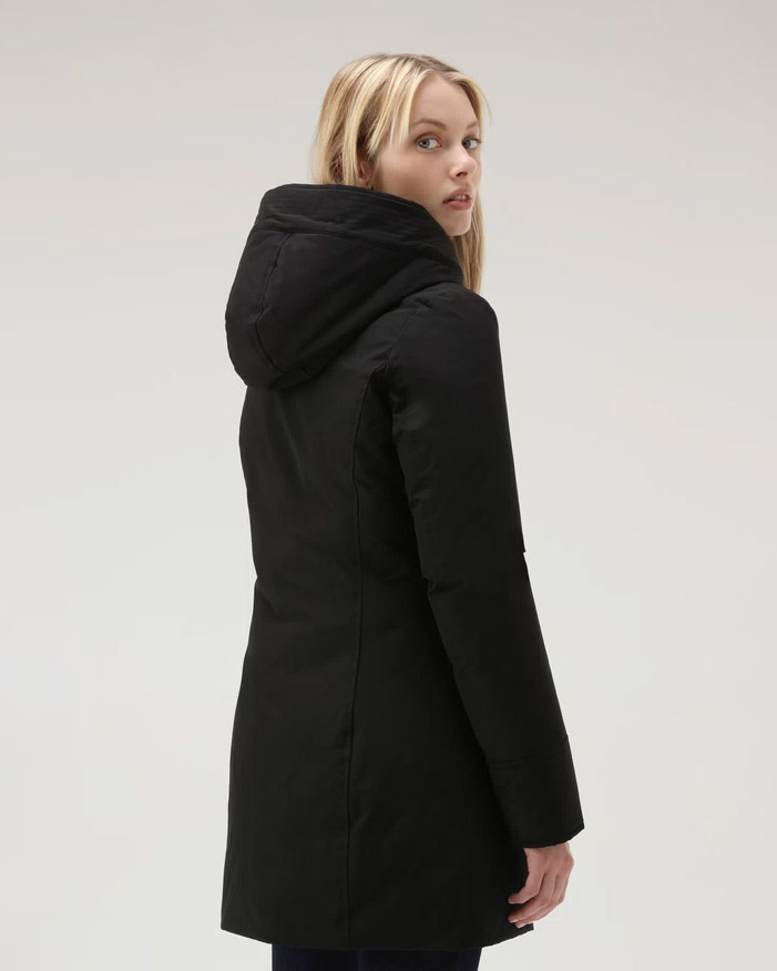 Boulder Parka nero con fodera interna al cappuccio in ecopelliccia tono su tono