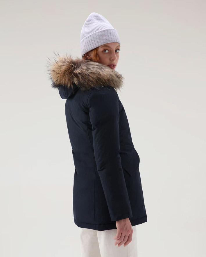 Luxury Arctic Parka blu imbottito in piuma naturale e cappuccio