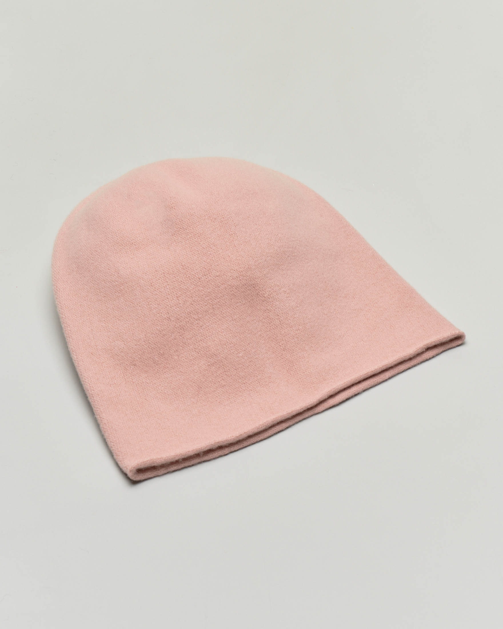 Beanie rosa cipria in pura lana