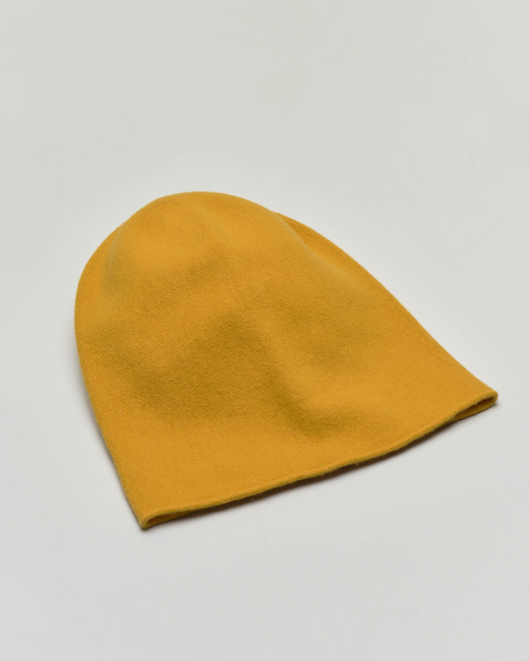 Beanie giallo senape in pura lana