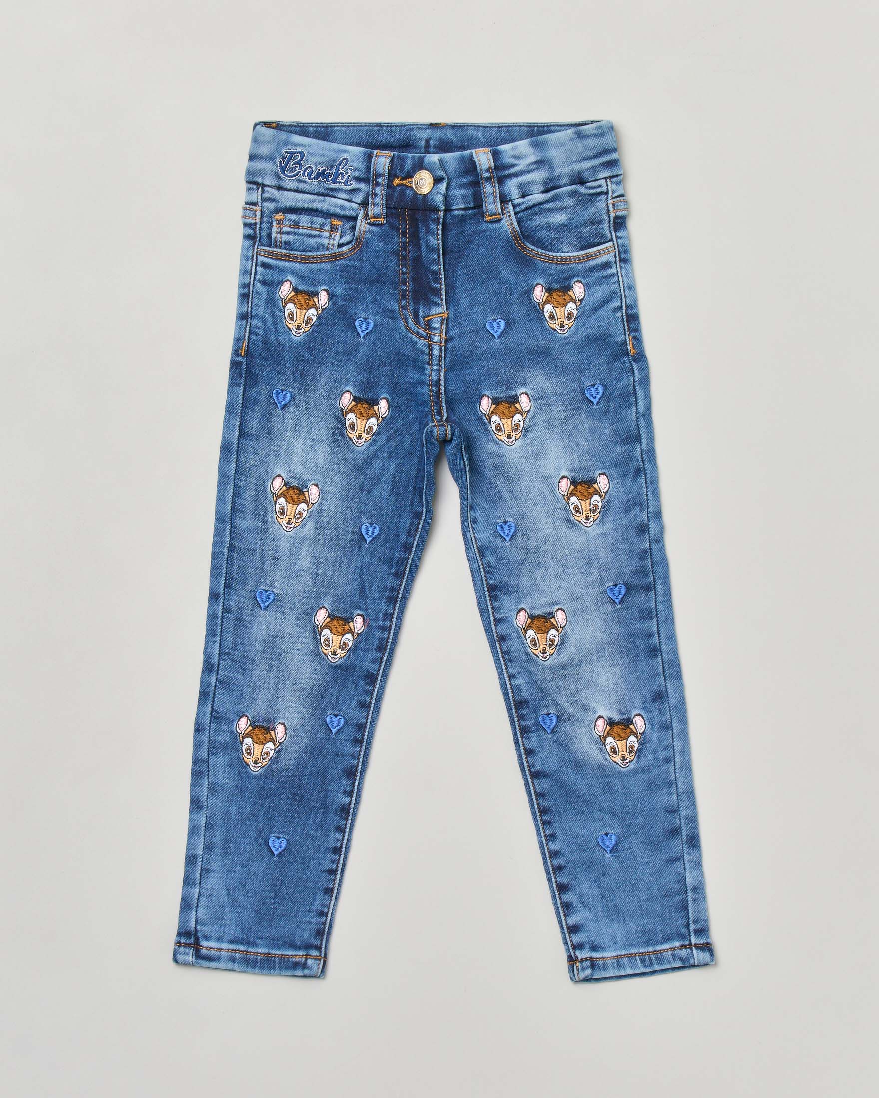 Jeans in denim di cotone stretch stone washed con patch cuori e bambi  ricamati 2-8 anni