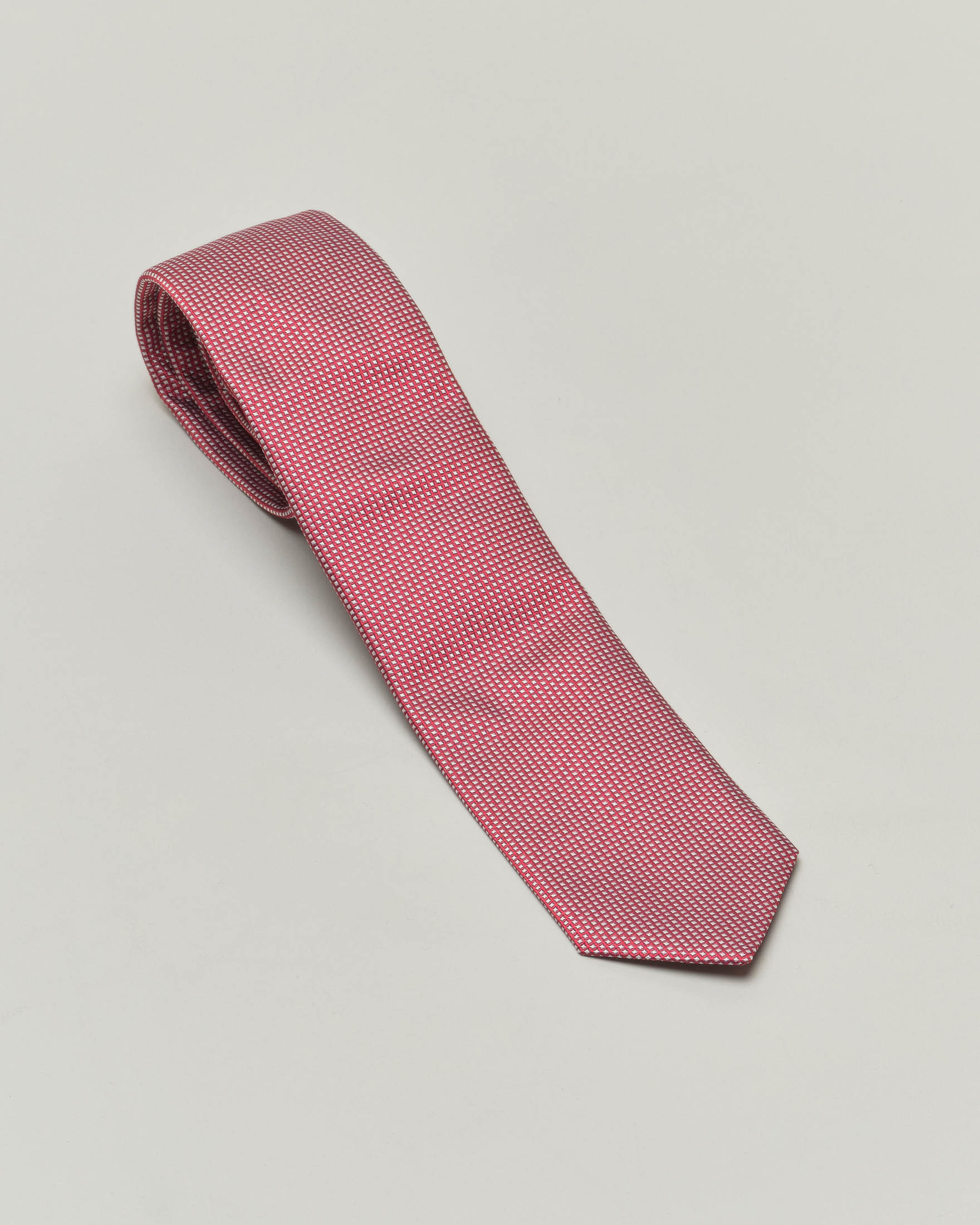 Cravatta rossa micro fantasia quadretto bianco in pura seta