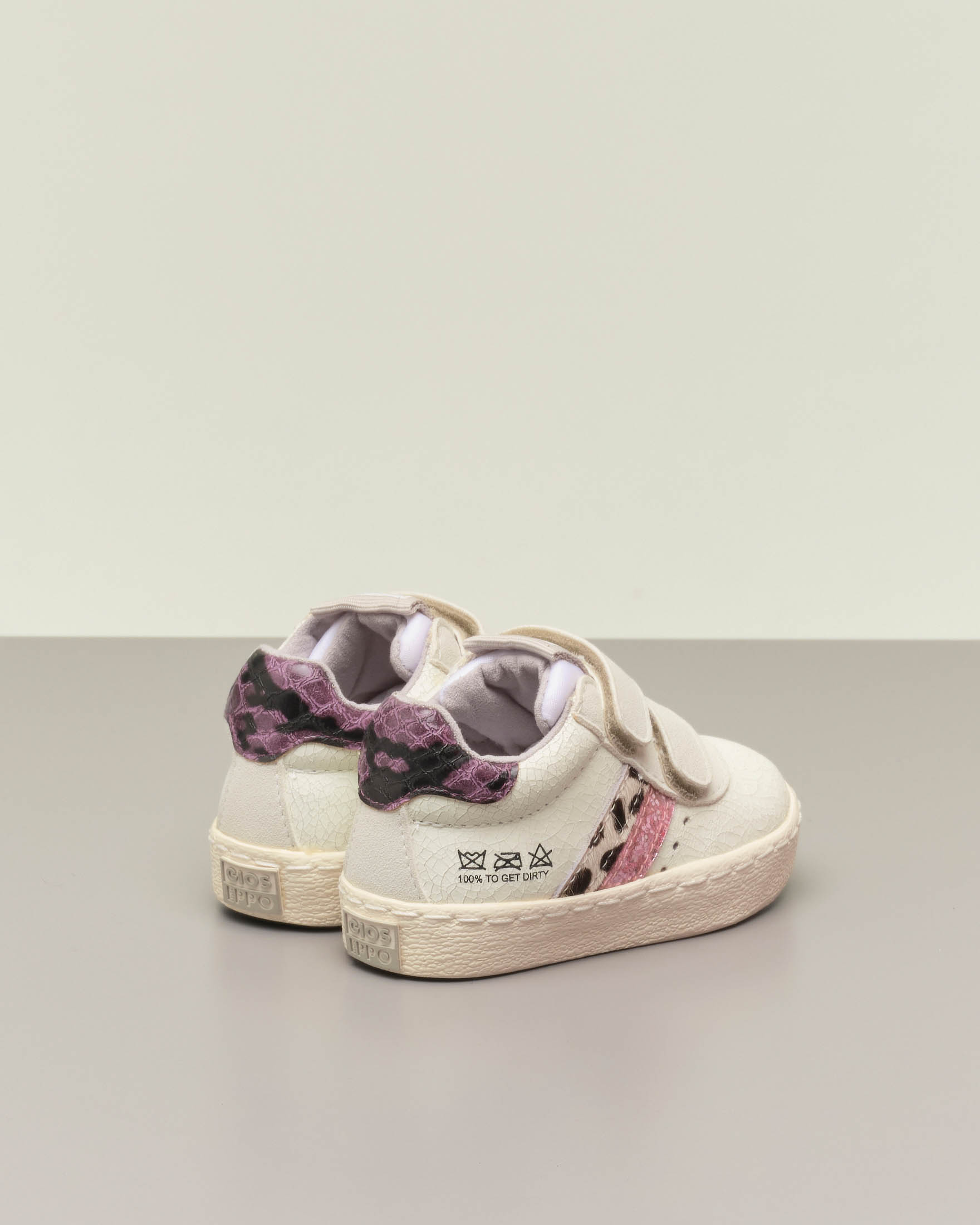 Sneakers bianca in pelle craklè con dettagli animalier e chiusura a strappo 20-25