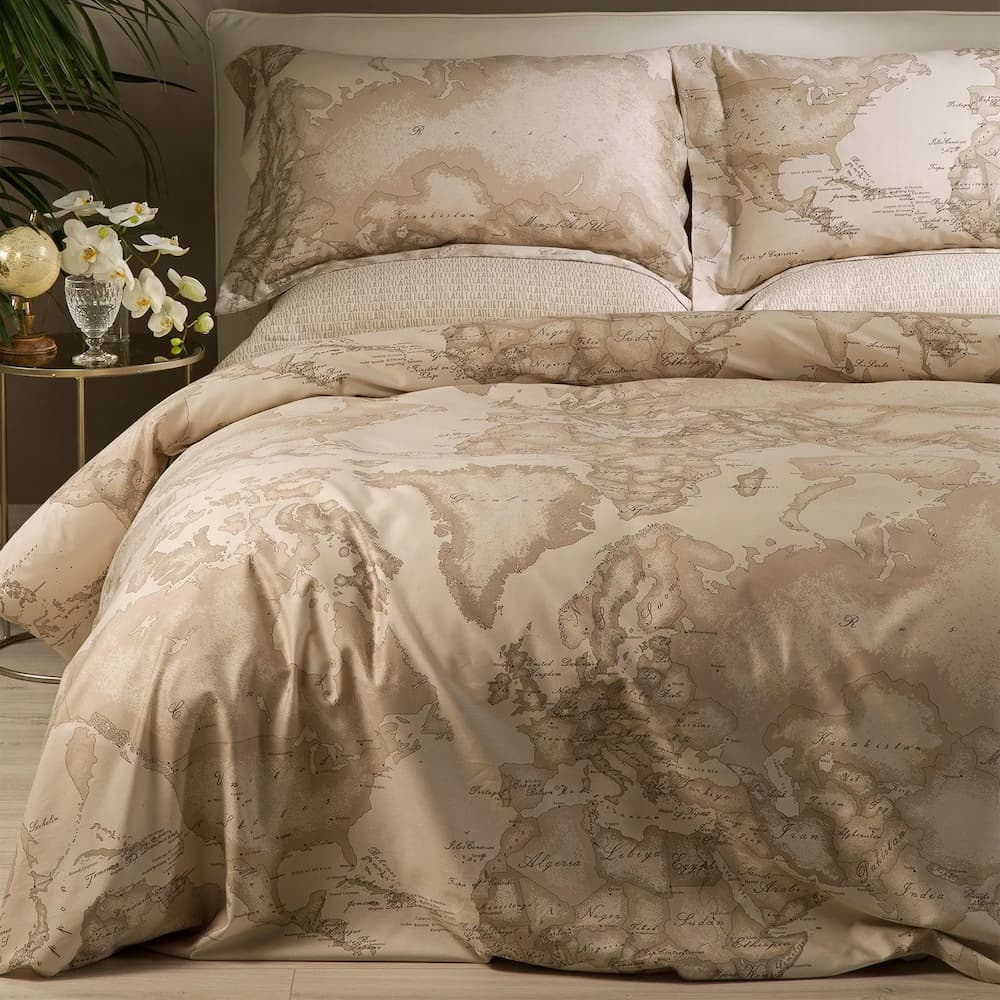 Acquista Biancheria da letto per la casa Lenzuolo copripiumino jacquard in  tre pezzi Biancheria da letto di lusso Letto singolo king size Set letto king  size