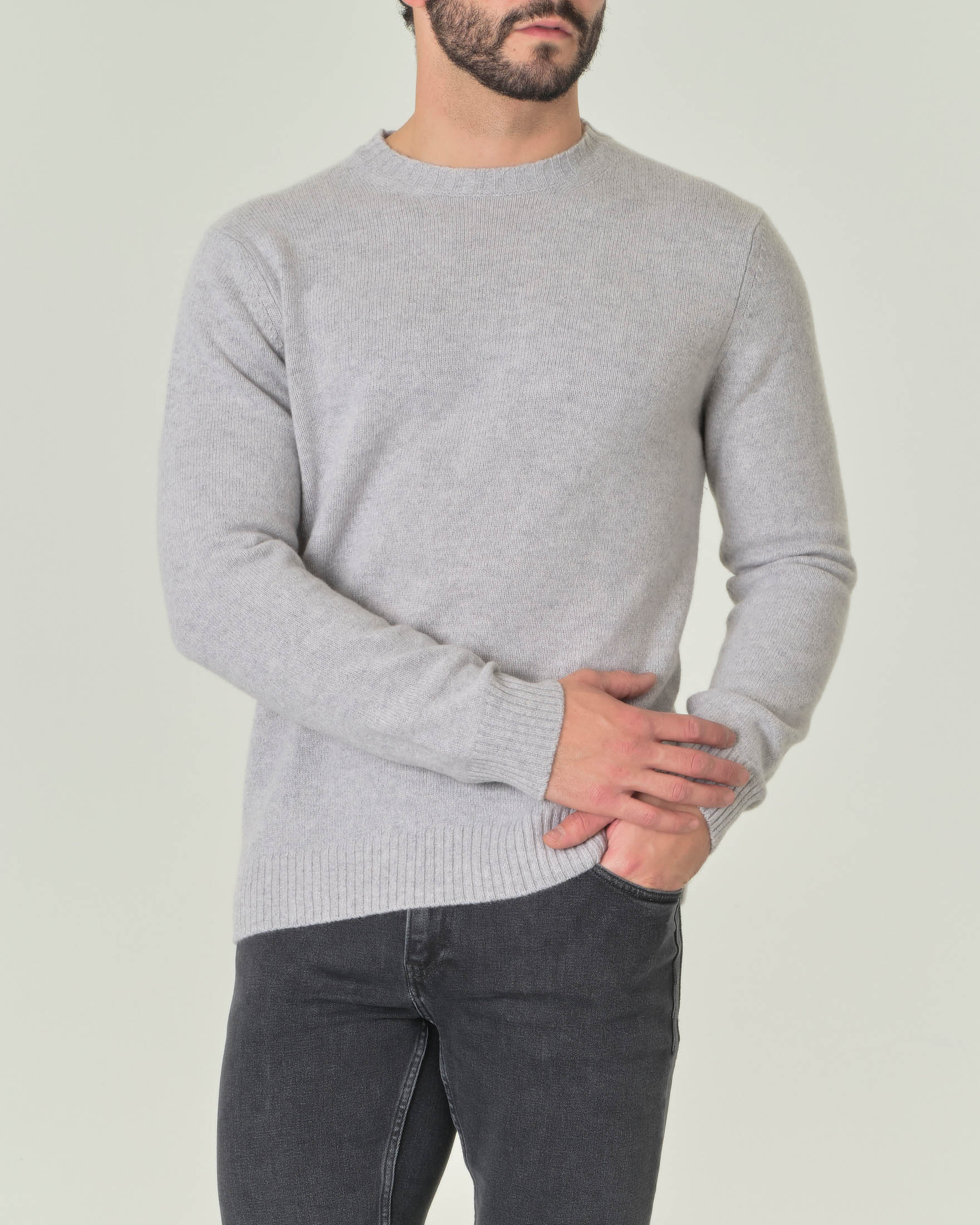 Maglia grigia in misto lana e cachemire finezza 7