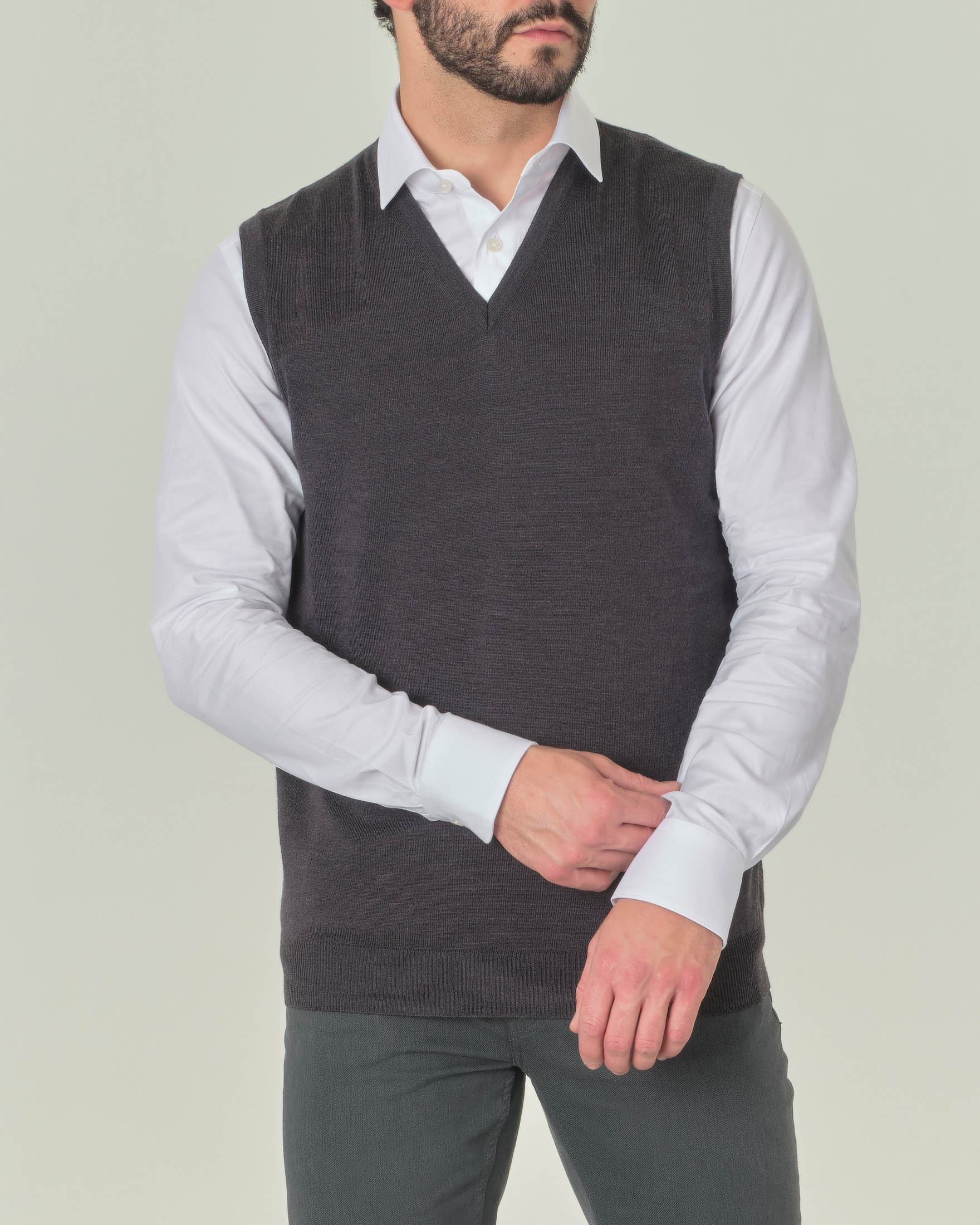 Gilet Rodolfo Pellizzari antracite in pura lana merino con scollo a V