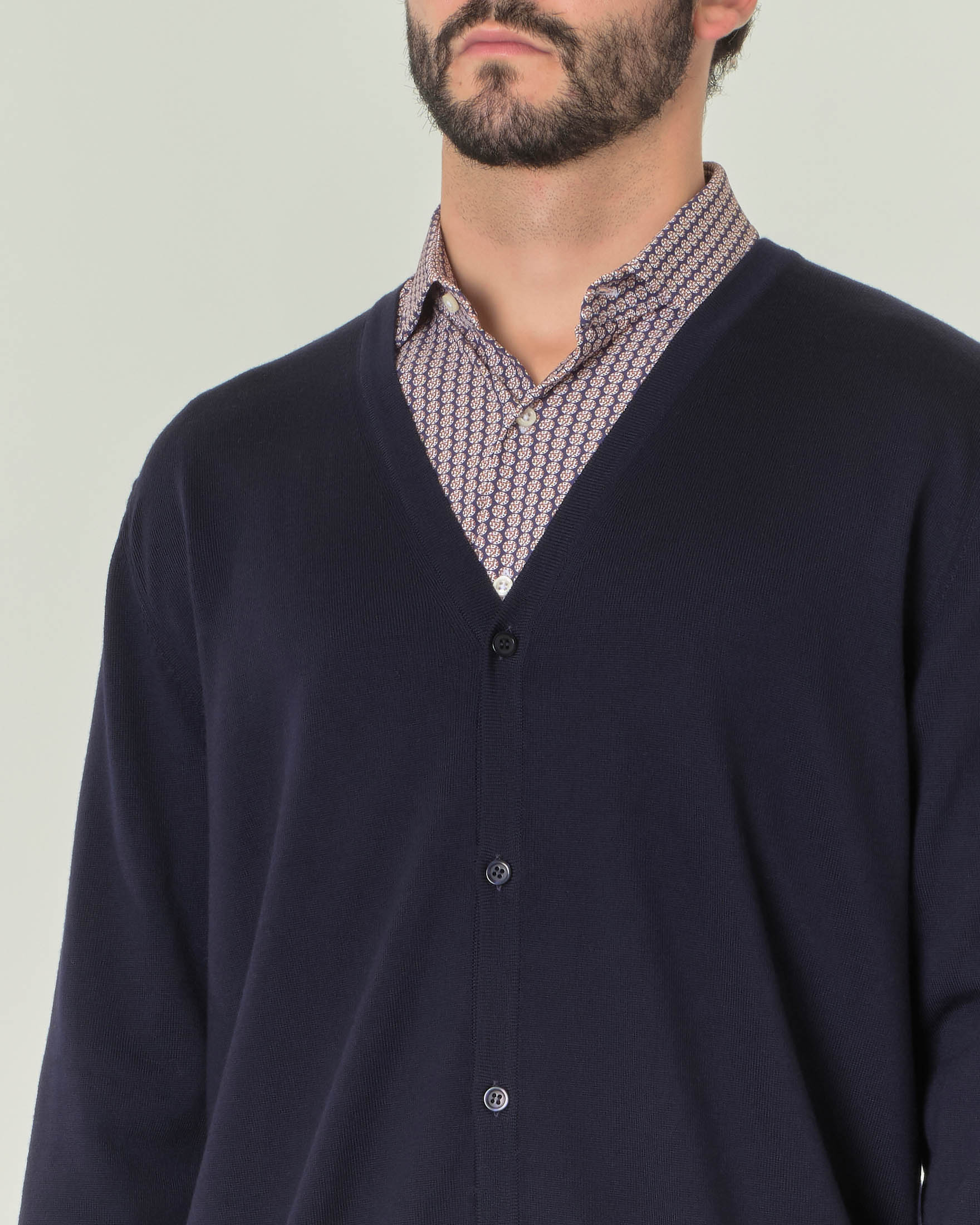 Cardigan Pellizzari blu navy in lana merino con chiusura a bottoni image