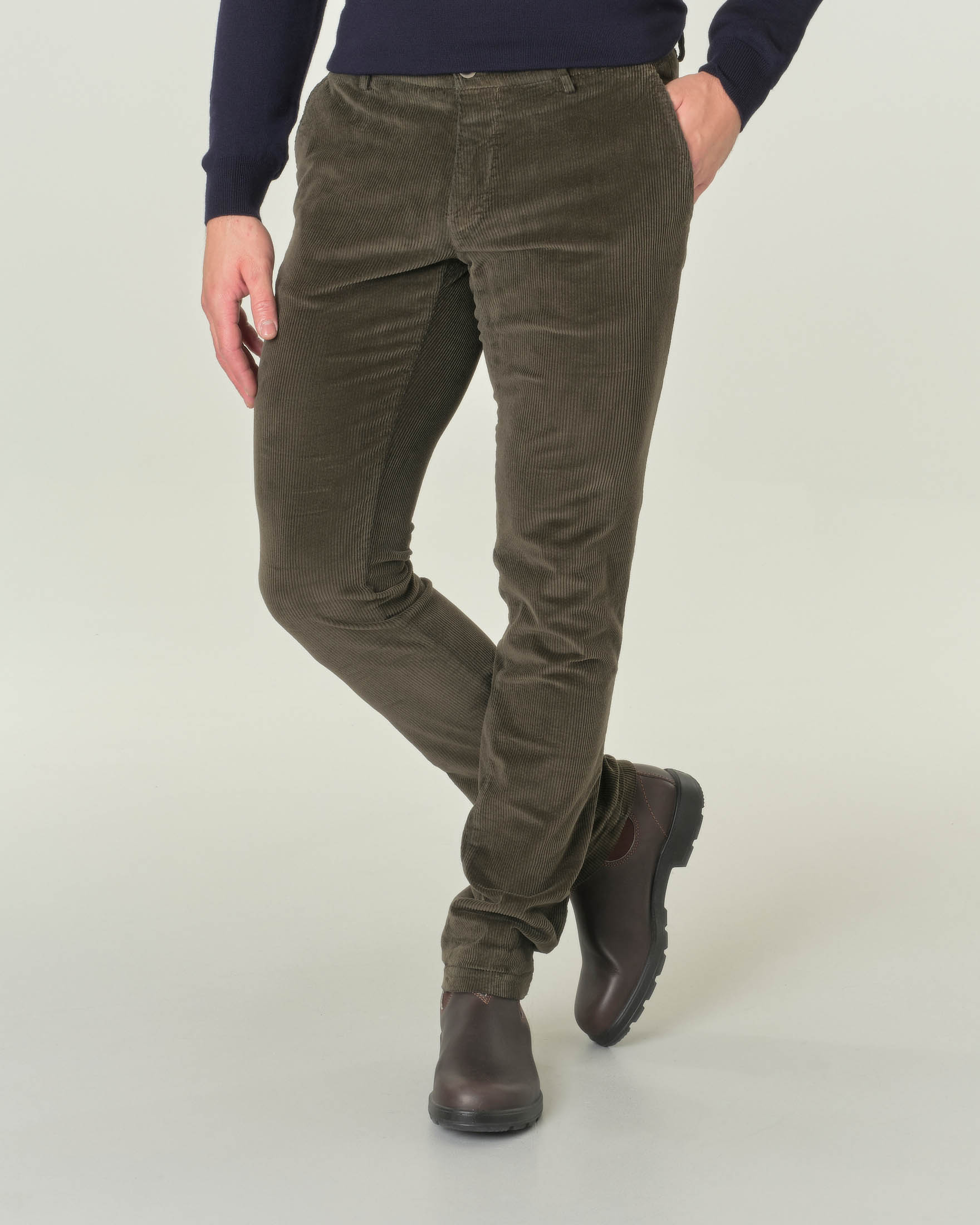 Pantalone chino Levanto verde militare in velluto 500 righe di