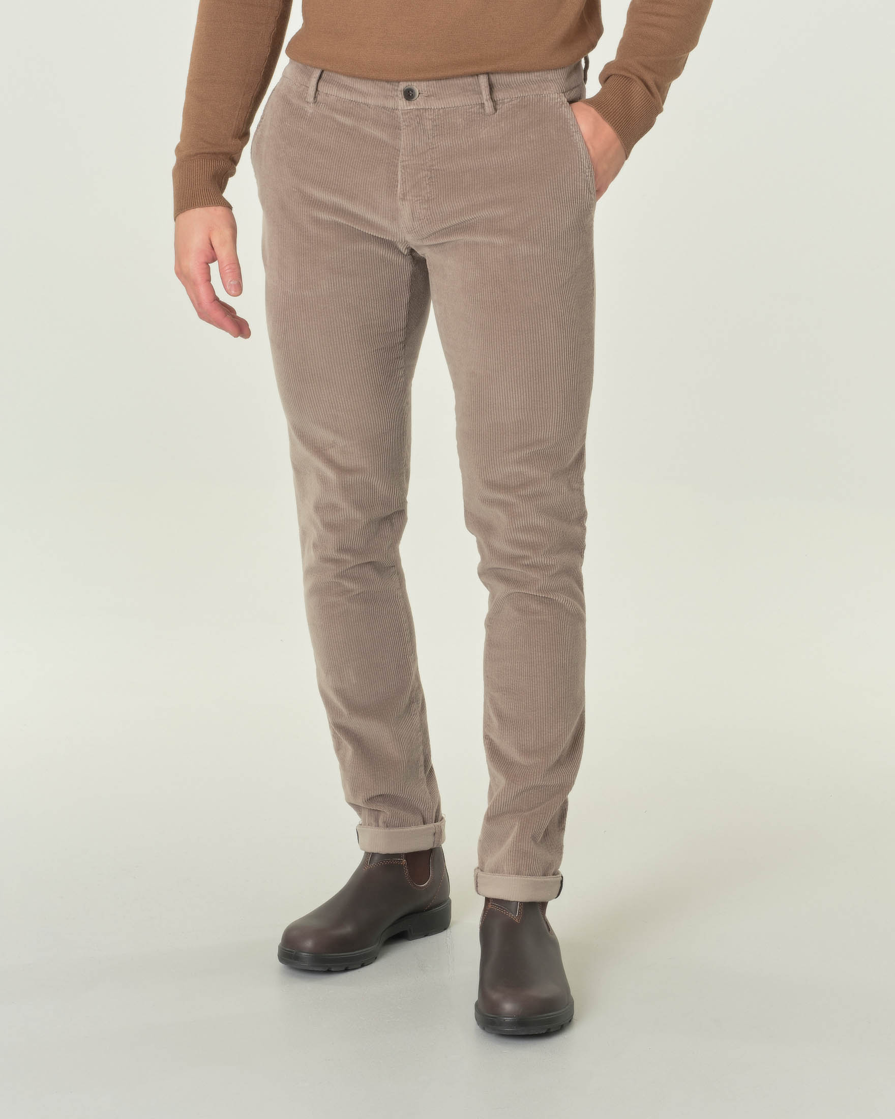 Pantalone chino Levanto color fango in velluto 500 righe di cotone stretch