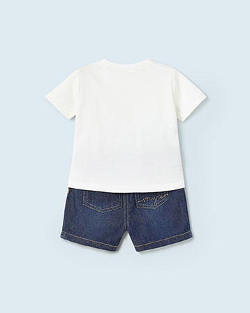 Completo composto da t-shirt bianca a mezza manica con stampa dinosauri e bermuda in jeans blu abbinati 6-18 mesi image