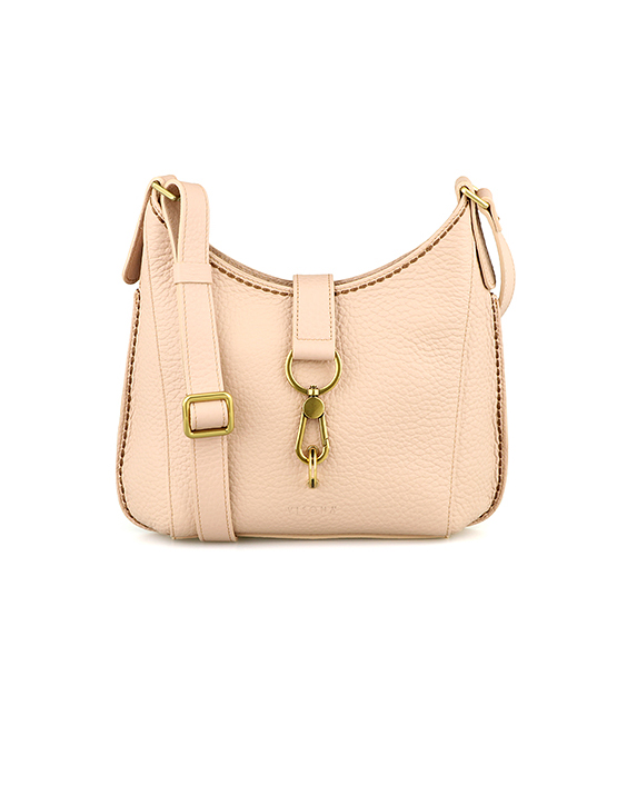 Borsa a mezzaluna rosa in pelle martellata effetto cervo con chiusura a listino e moschettone