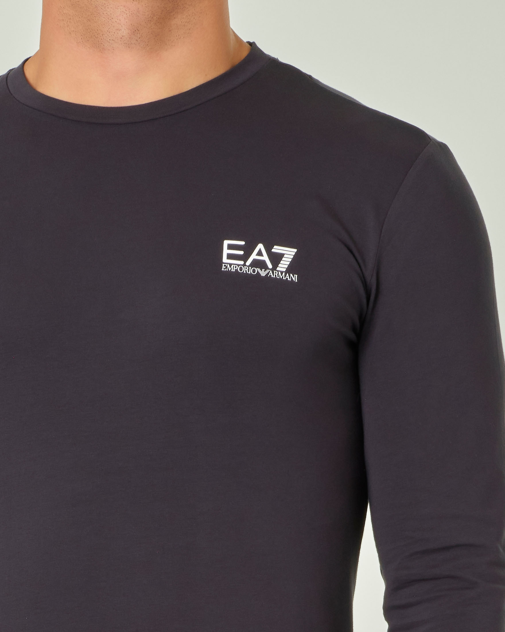 T-shirt blu manica lunga in cotone stretch con logo bianco sul petto image