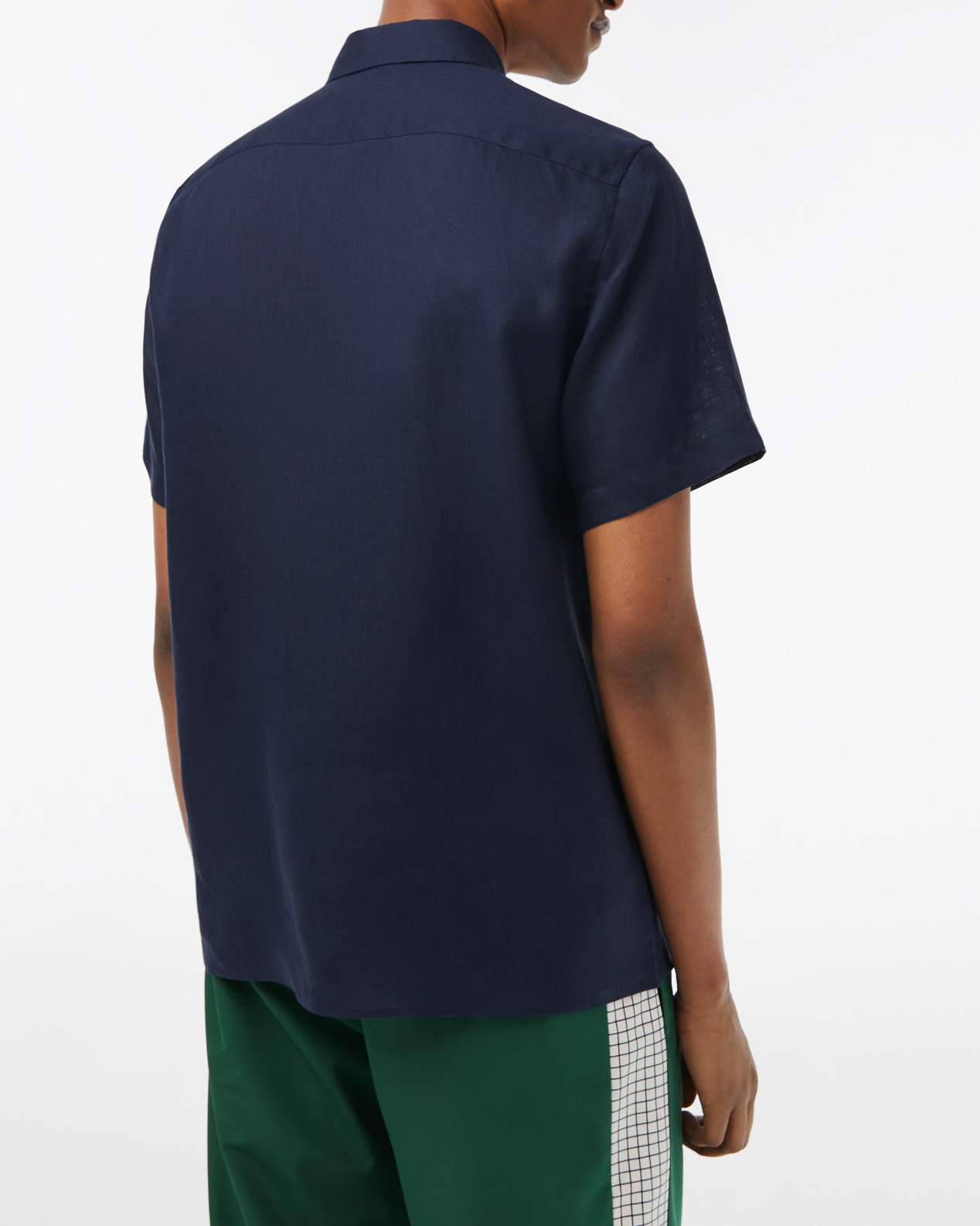 Camicia Lacoste blu mezza manica button down in puro lino con taschino image