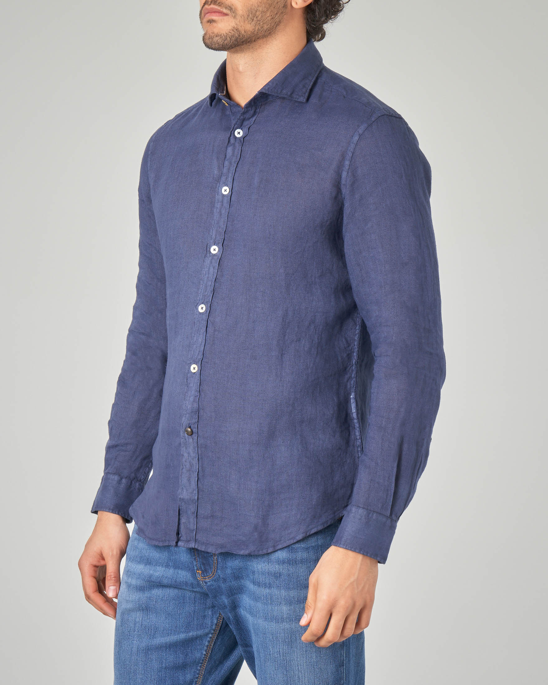 Camicia blu in puro lino con collo alla francese