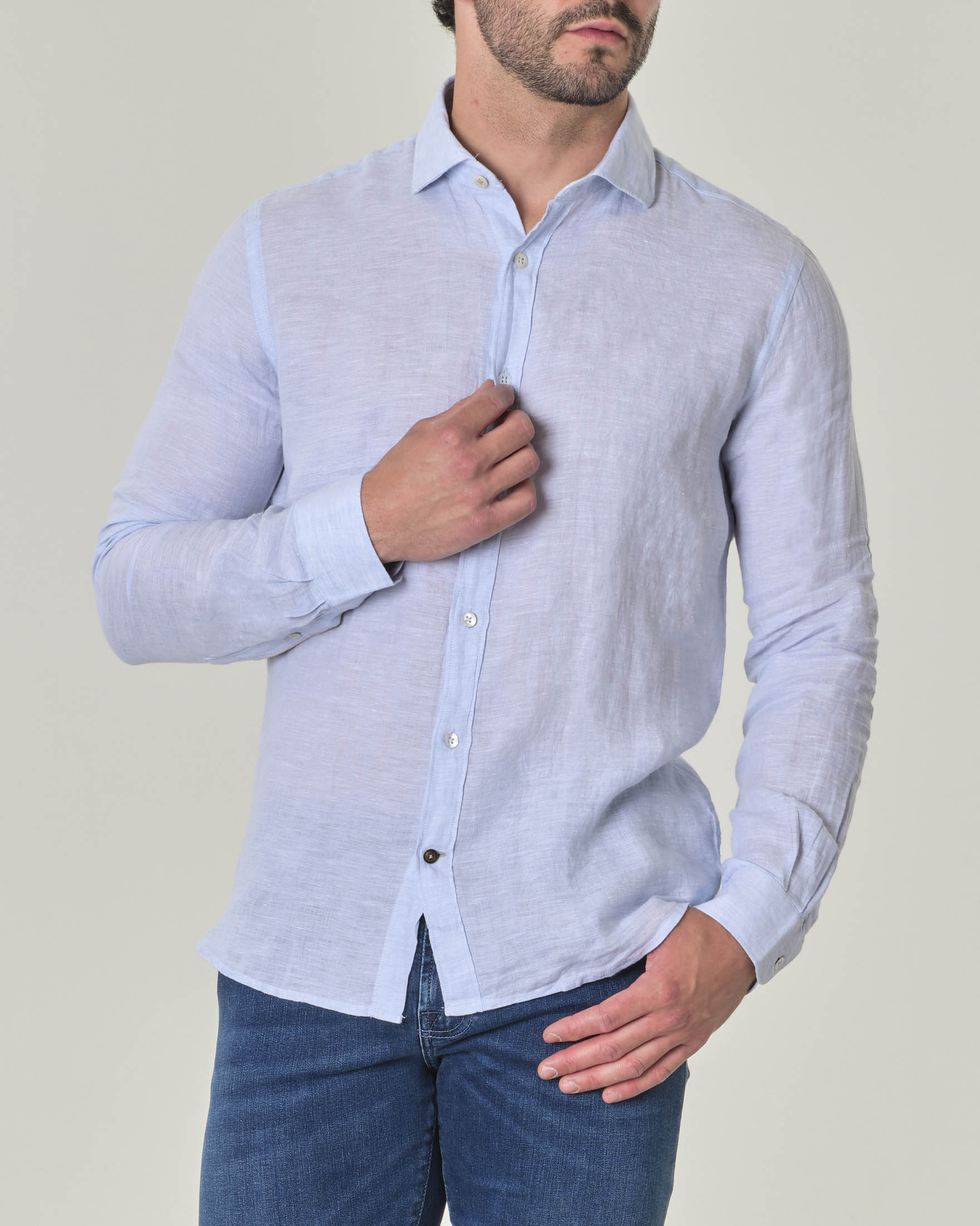 Camicia azzurra in puro lino tinto filo con colletto alla francese