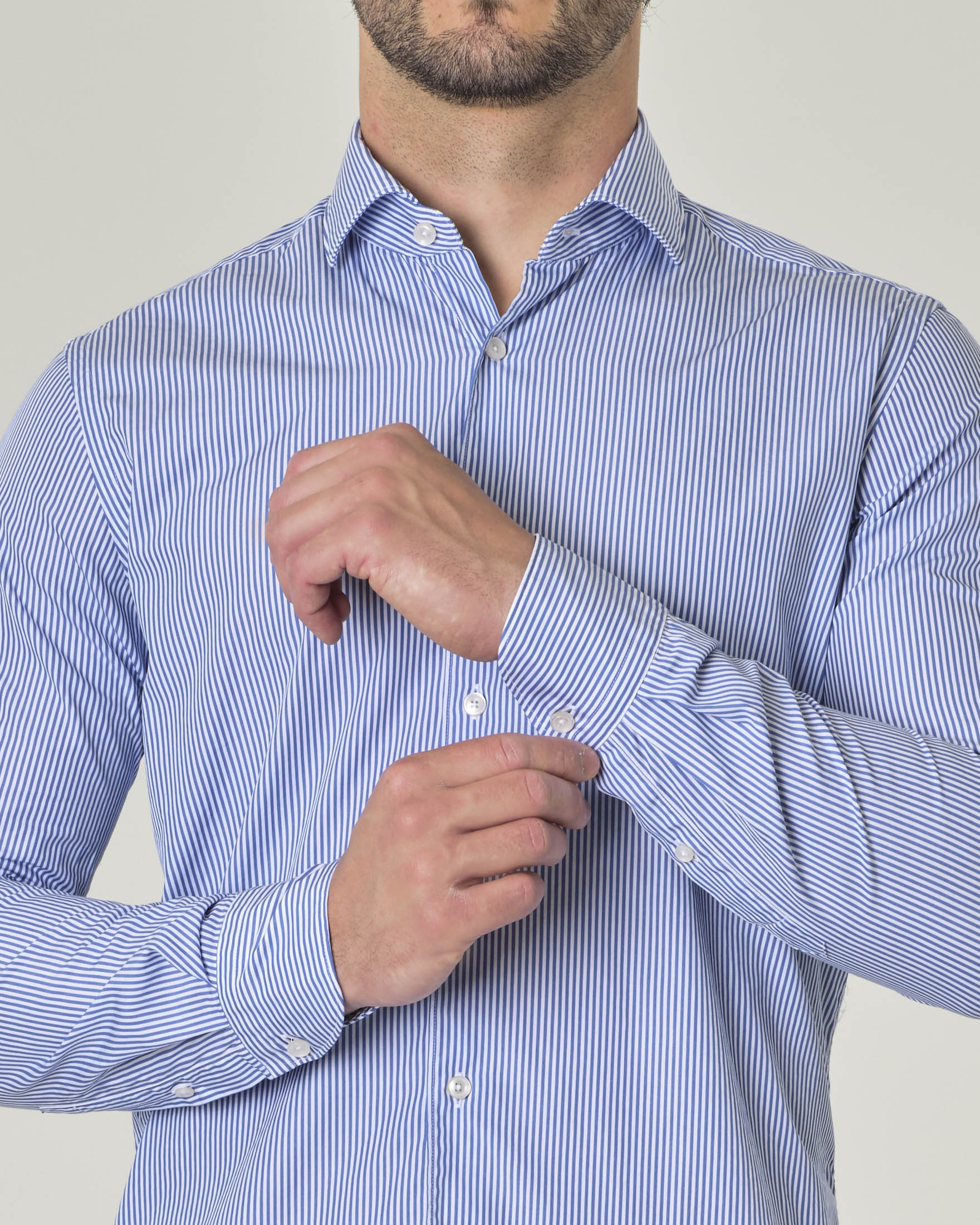 Camicia bastoncino blu e bianca in popeline di puro cotone con colletto alla francese image