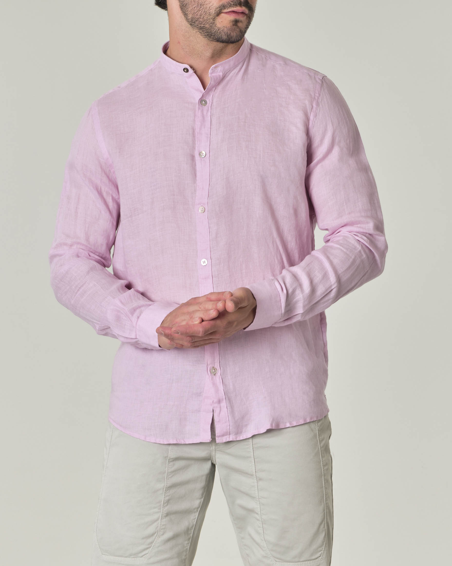 Camicia con colletto alla coreana rosa in puro lino tinta unita