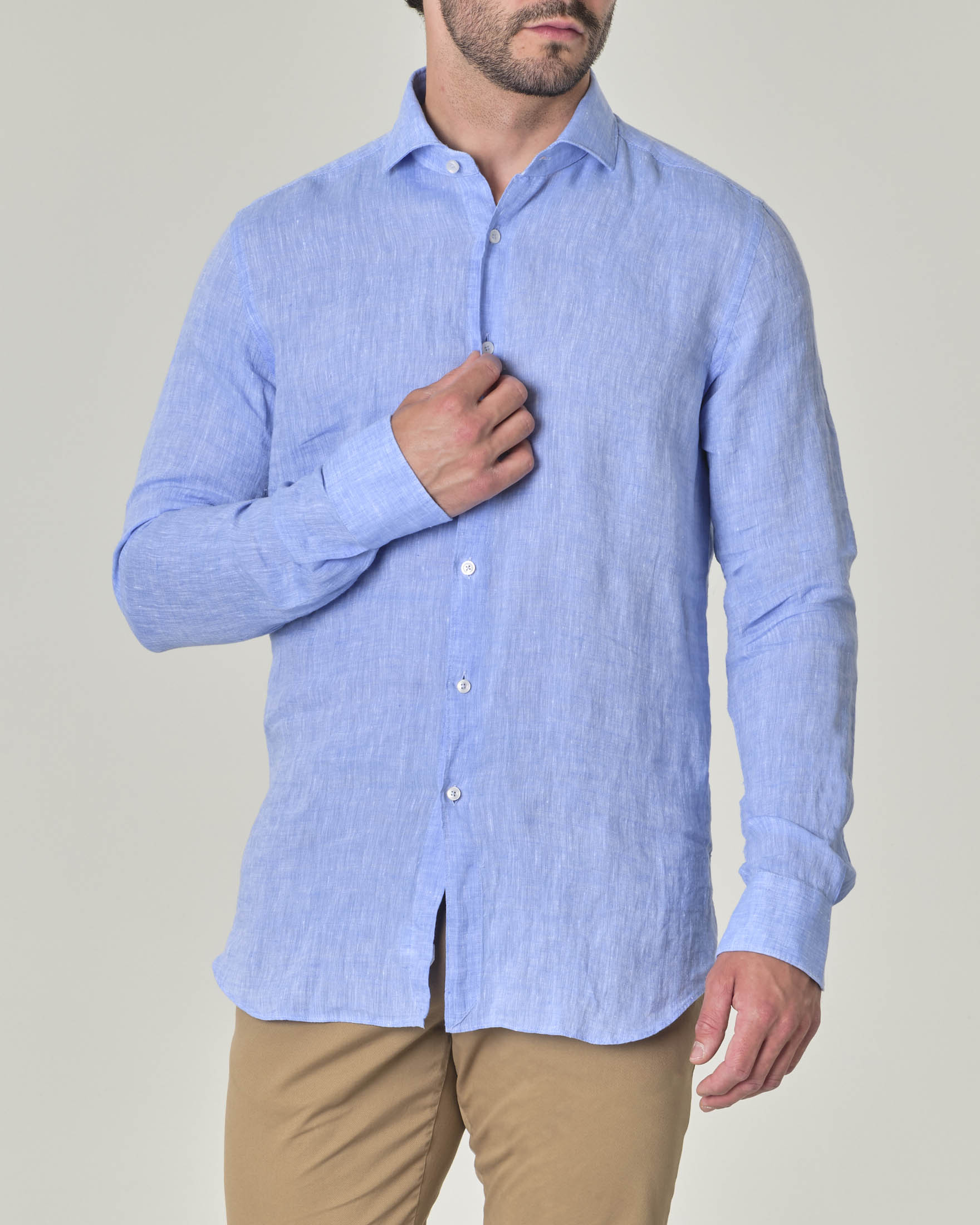 Camicia celeste in puro lino con colletto alla francese