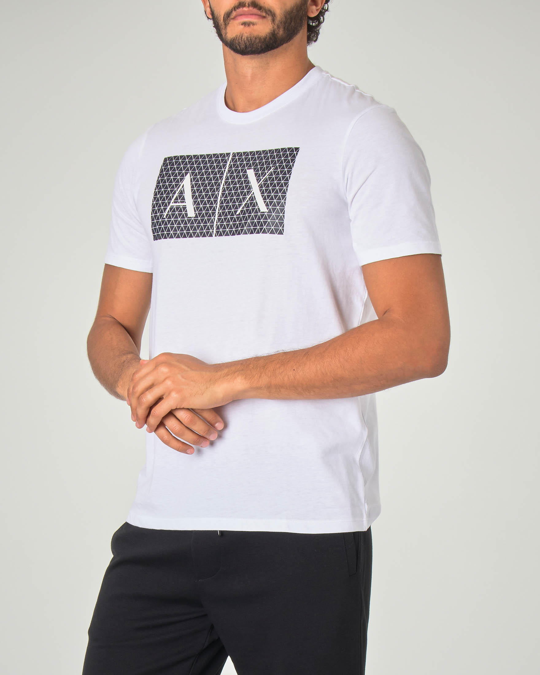 T-shirt mezza manica Armani Exchange bianca con stampa grafica rettangolare e logo