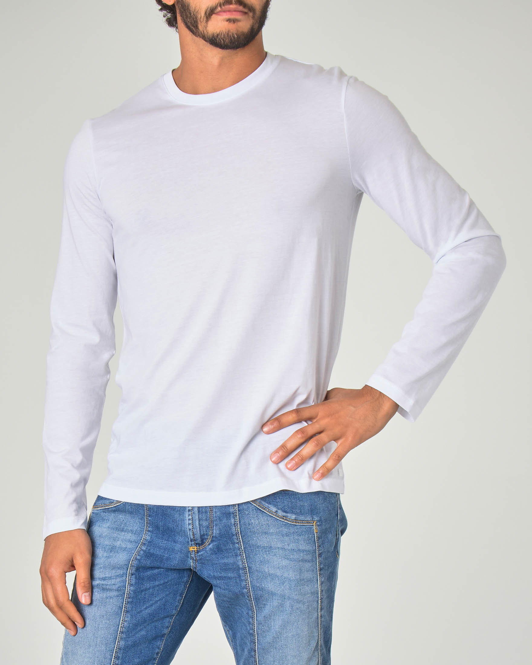 T-shirt manica lunga Armani Exchange bianca tinta unita in pima cotton