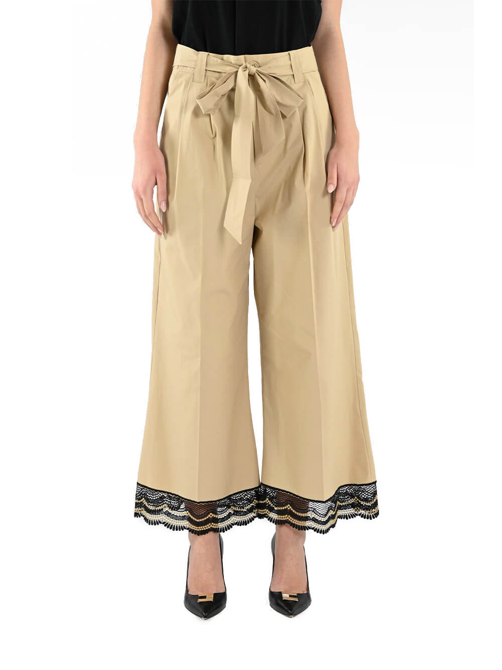 Pantaloni cropped