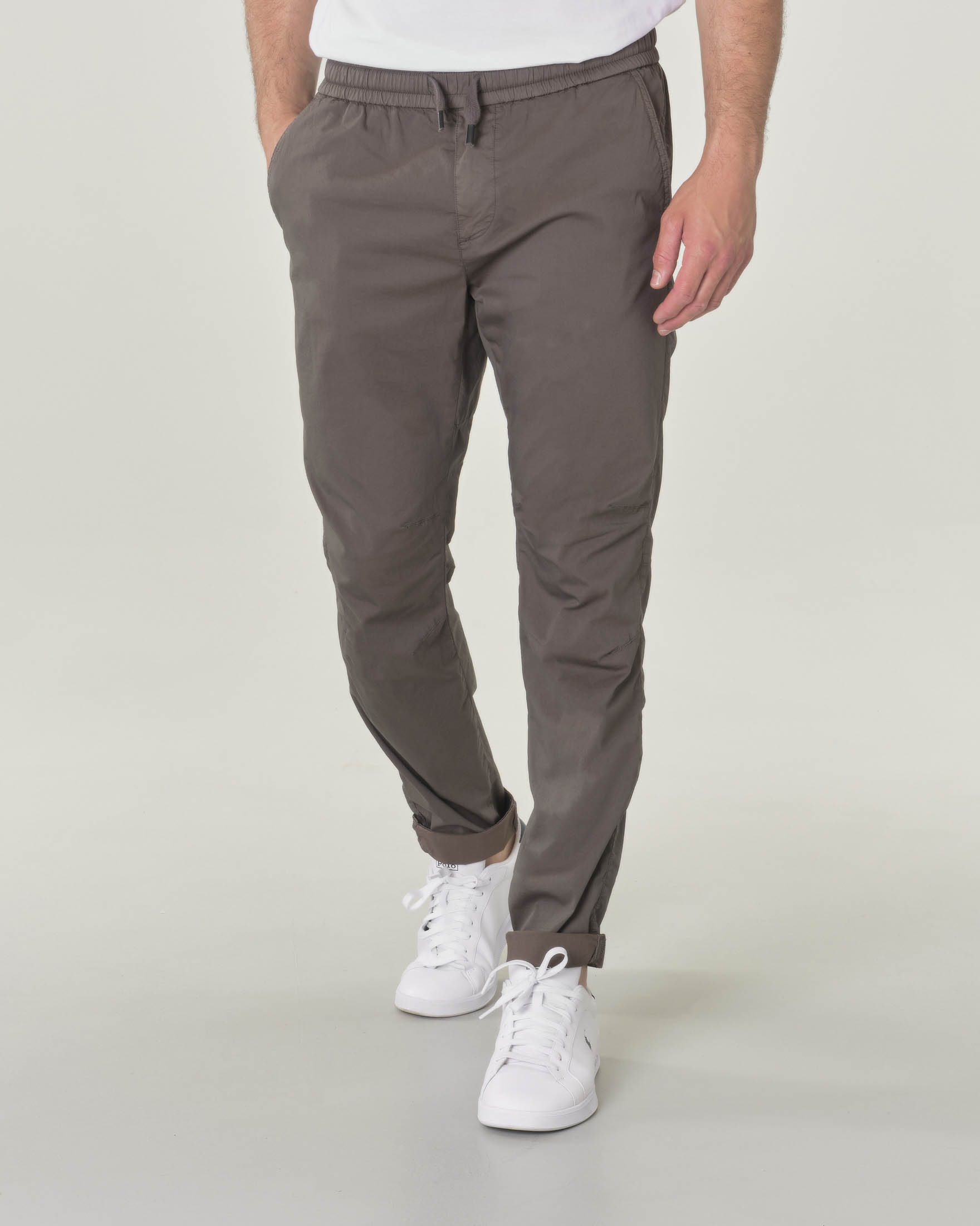 Pantalaccio grigio antracite in tessuto leggero di cotone stretch