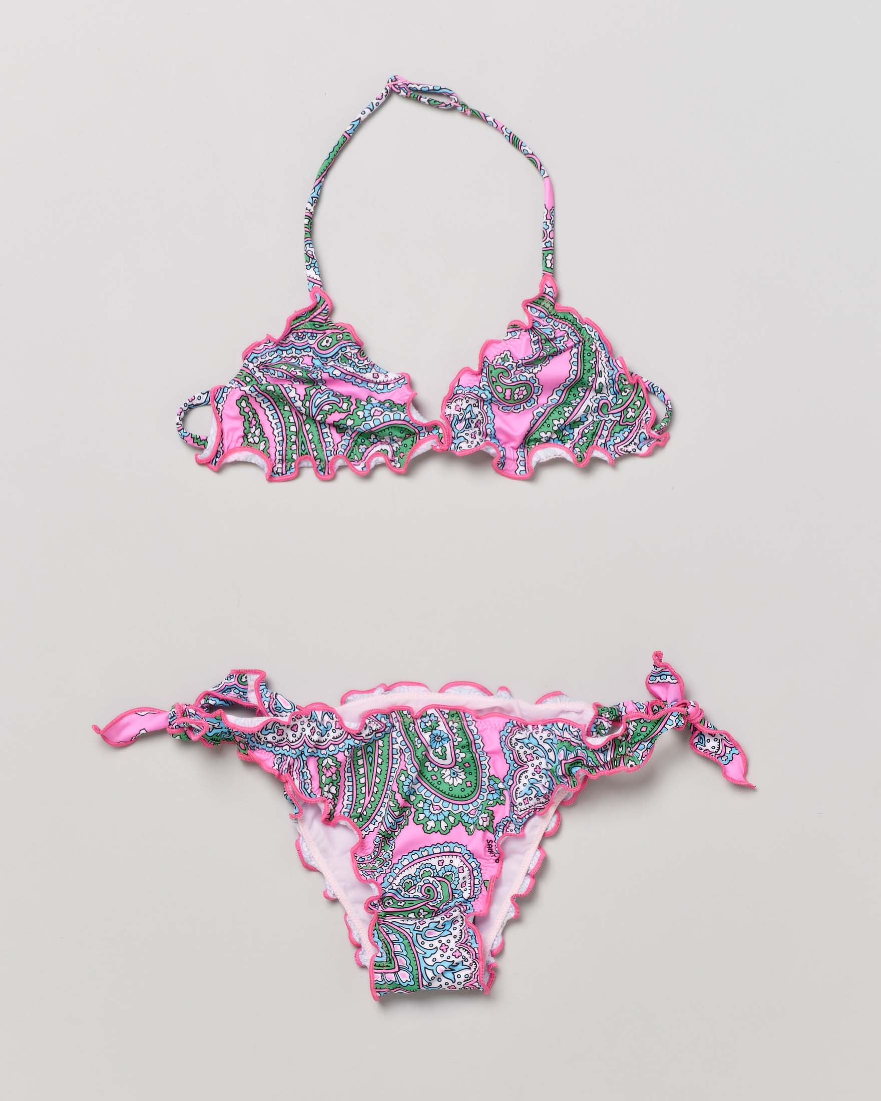 Bikini a triangolo rosa con fantasia cachemire verde e rouches ai bordi 