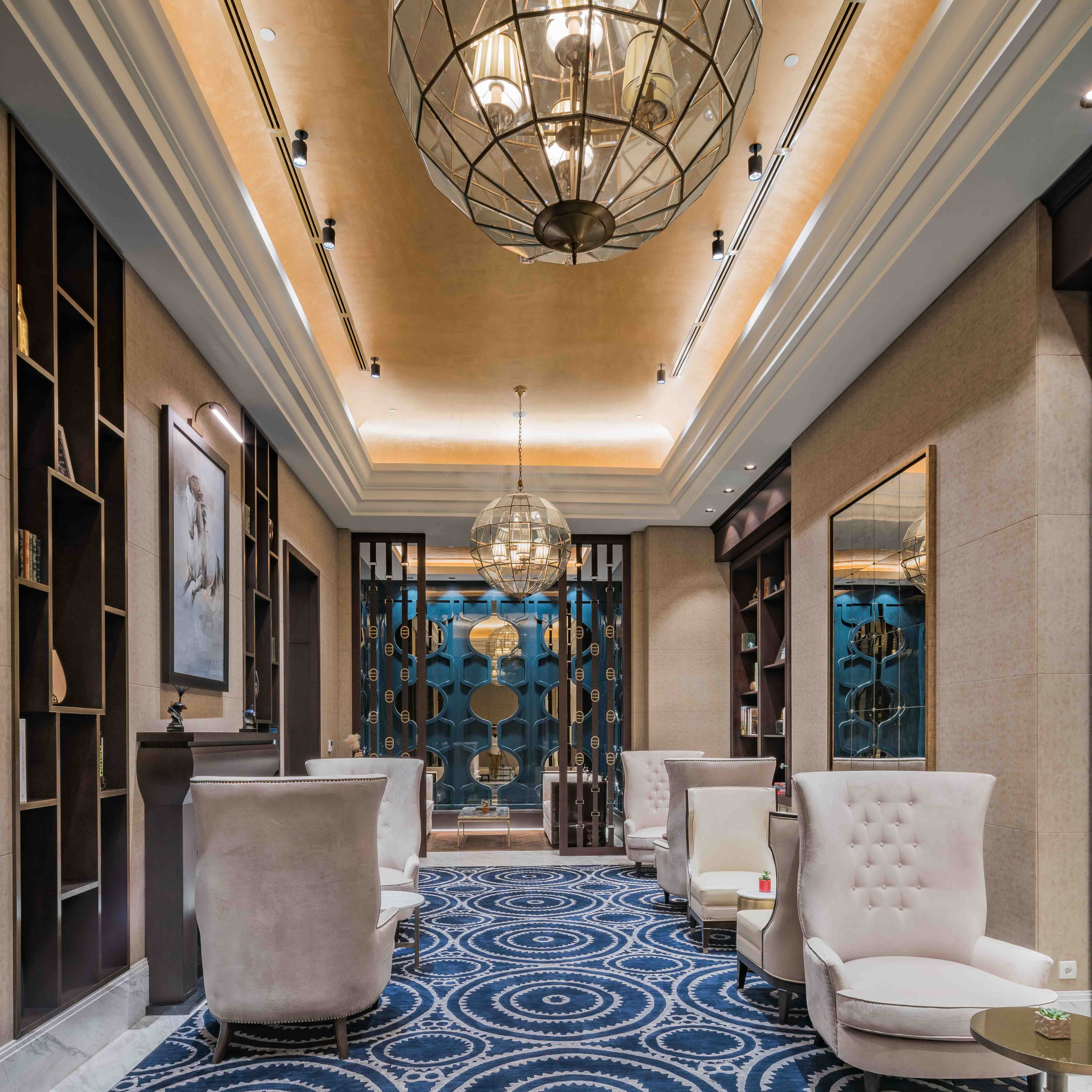 Dune, biomass-based metallic effect interior finish