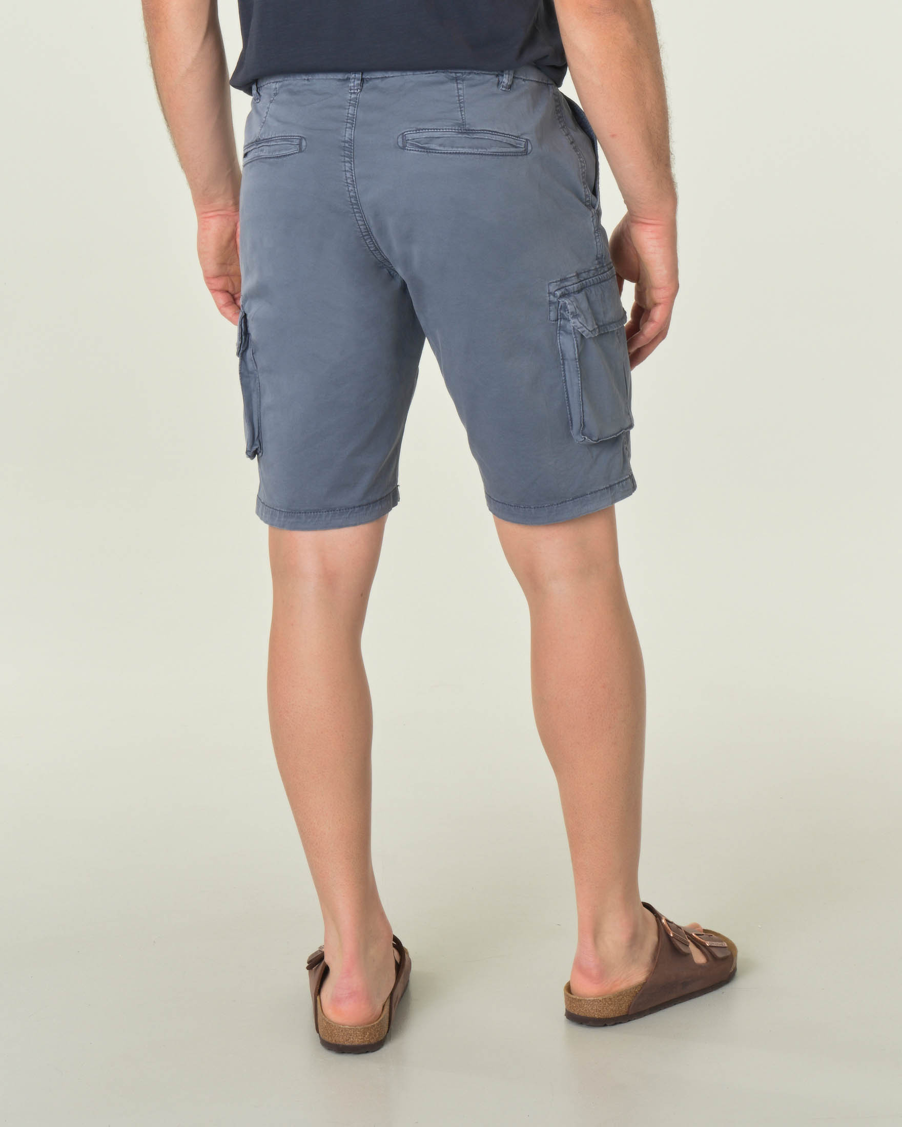 Bermuda cargo avio in gabardina di cotone stretch