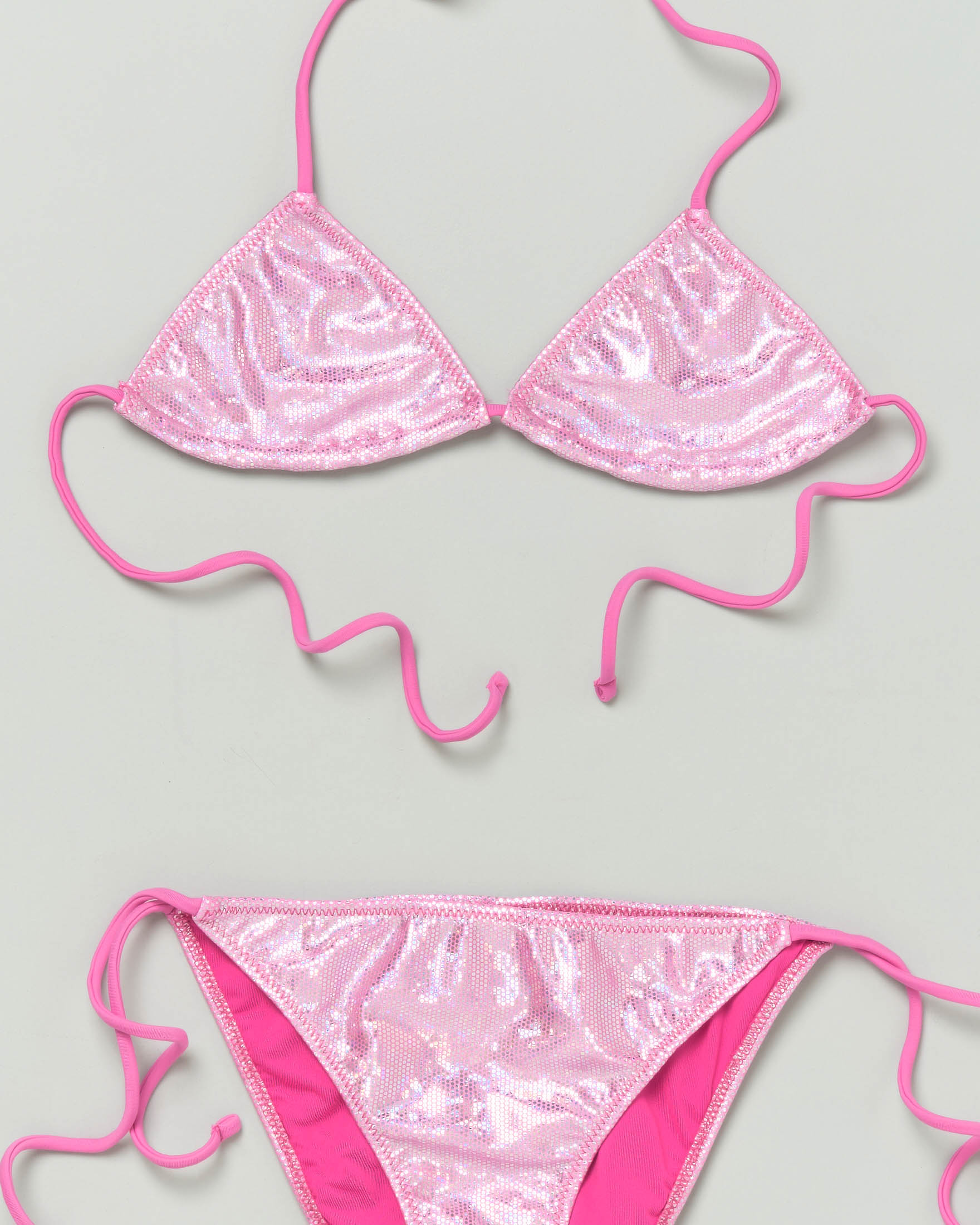 Bikini a triangolo rosa in tessuto stretch laminato  image