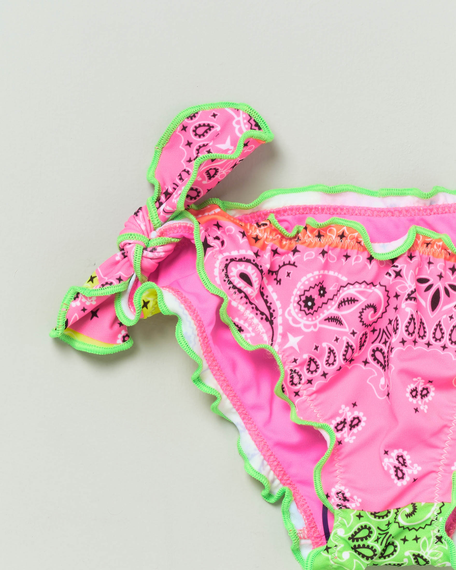 Slip mare con stampa bandana multicolor  image