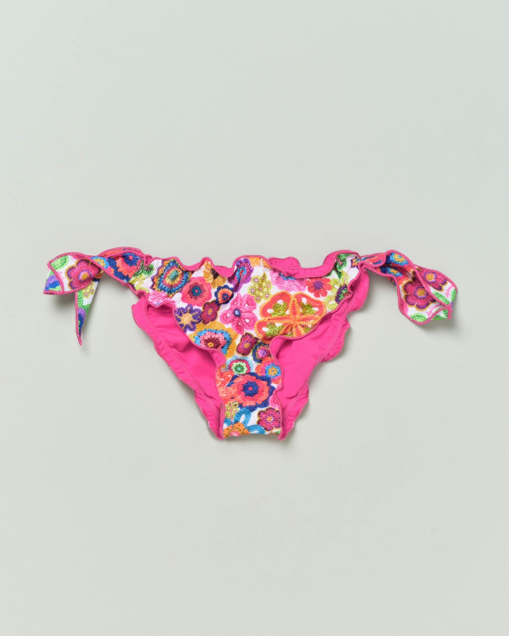 Slip bikini in tessuto stretch a fantasia crochet multicolor