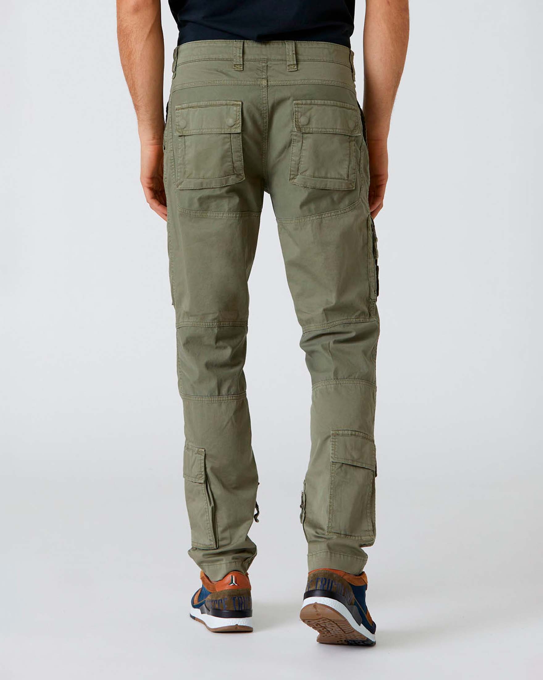 Pantalone cargo Aeronautica Militare Anti G verde militare in cotone stretch con patch applicati image