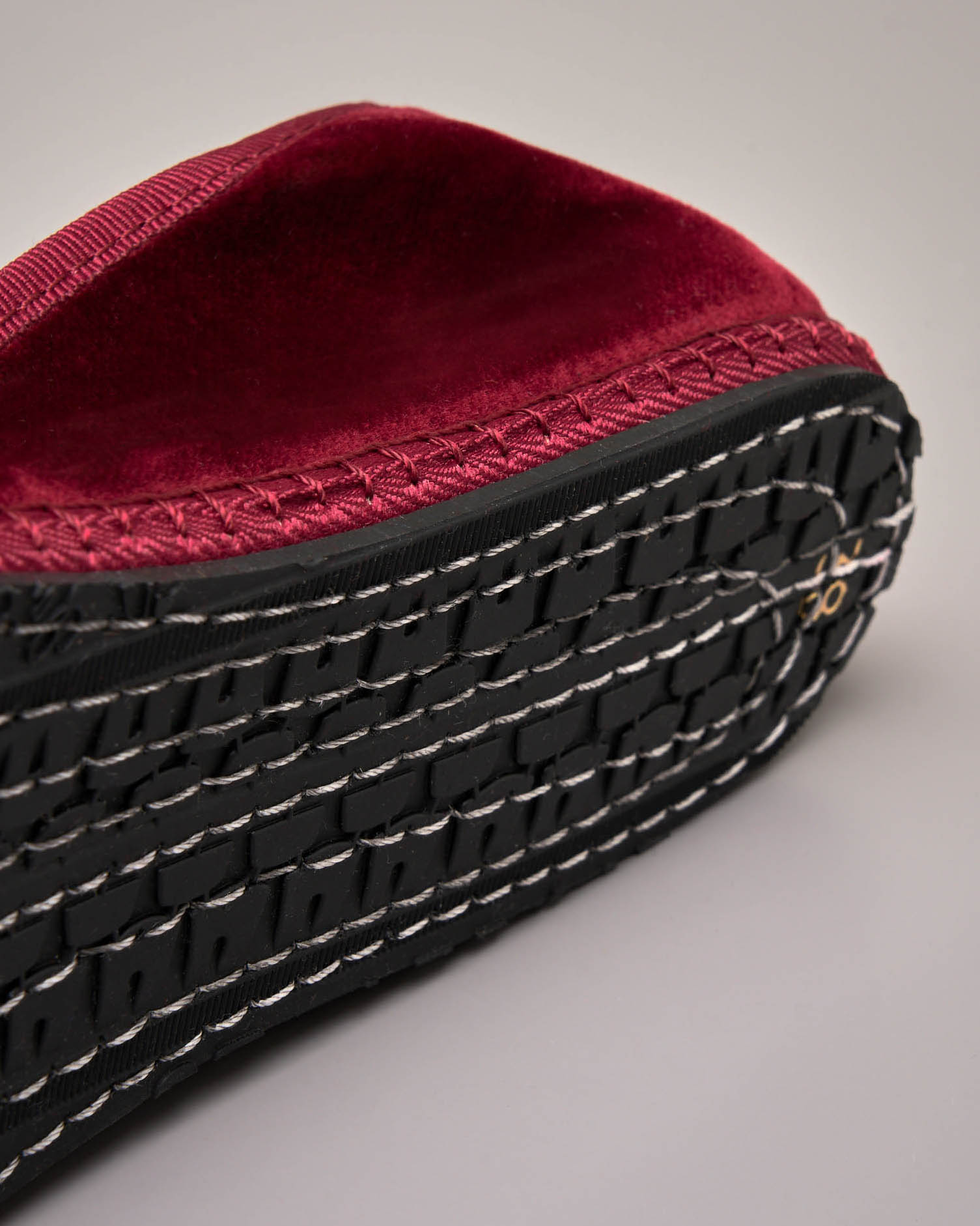 Tailleur in velluto bordeaux YSL - Pomella Vintage Shop
