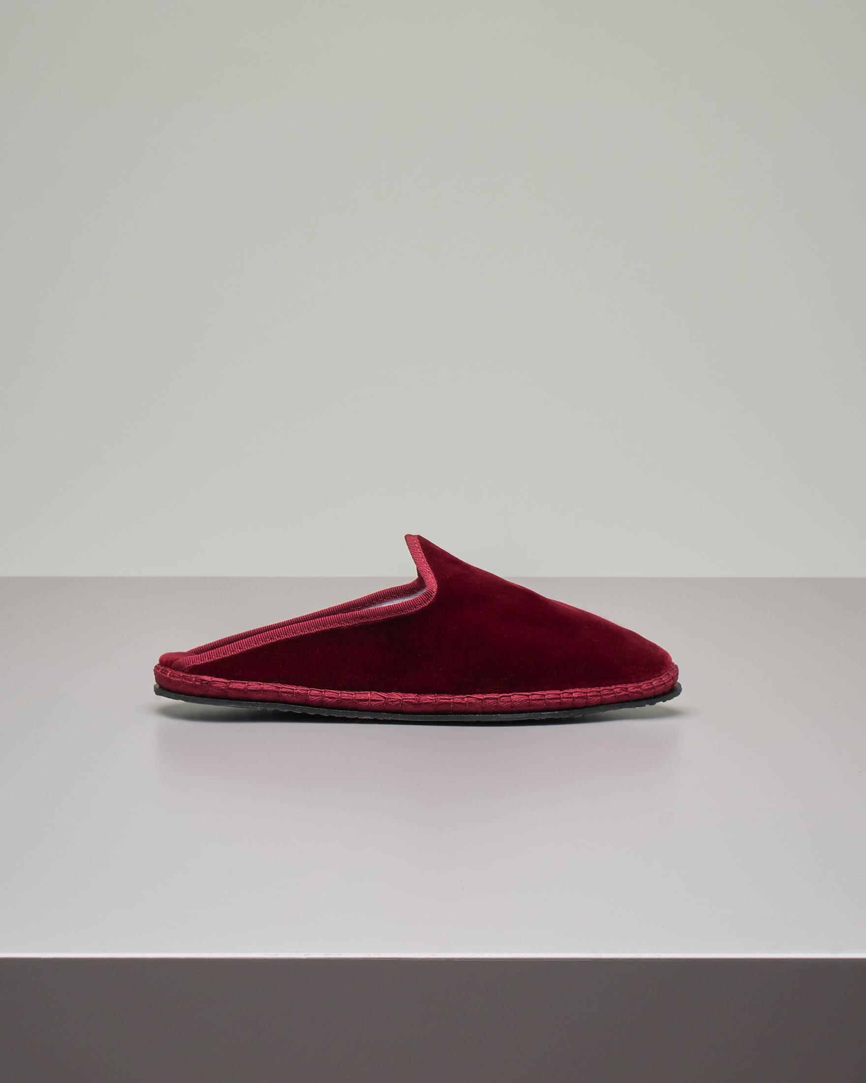 Friulane modello sabot in velluto bordeaux