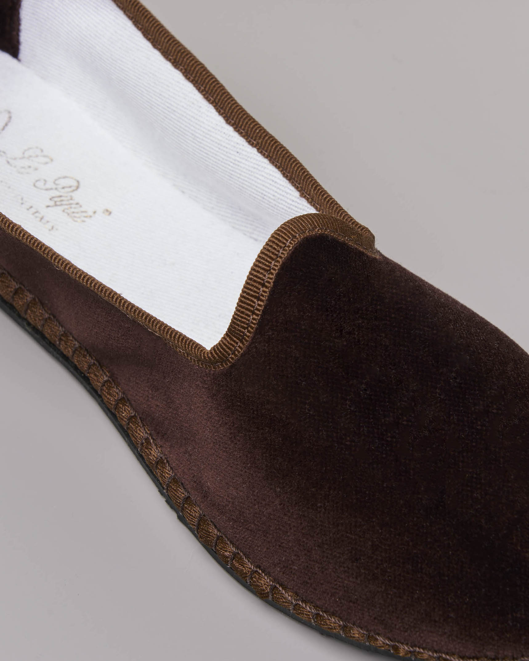 Friulane in velluto marrone