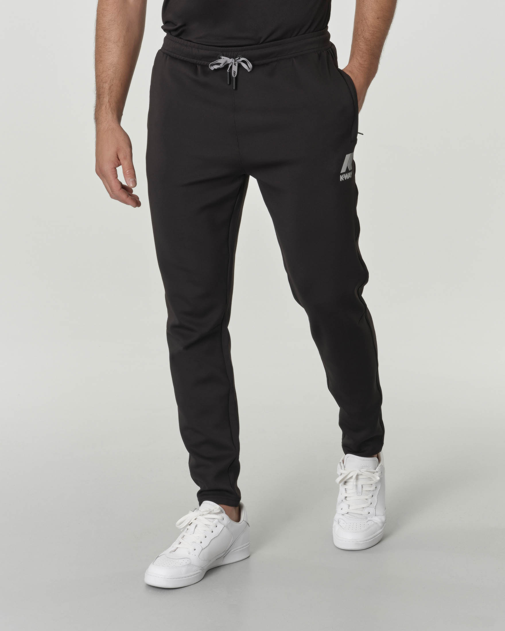 Pantaloni adidas hot sale tessuto tecnico