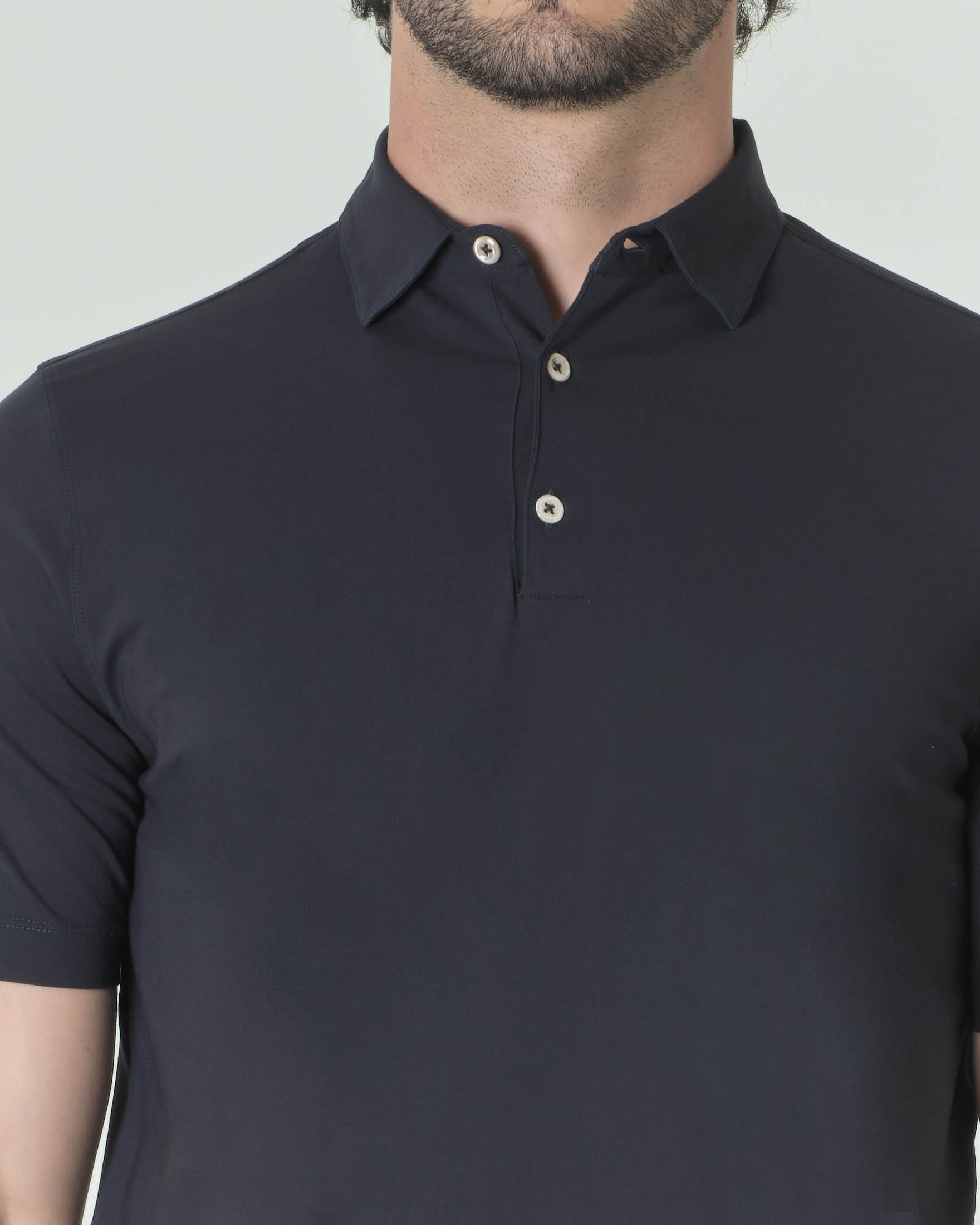Polo blu navy mezza manica in crêpe di puro cotone a tinta unita image